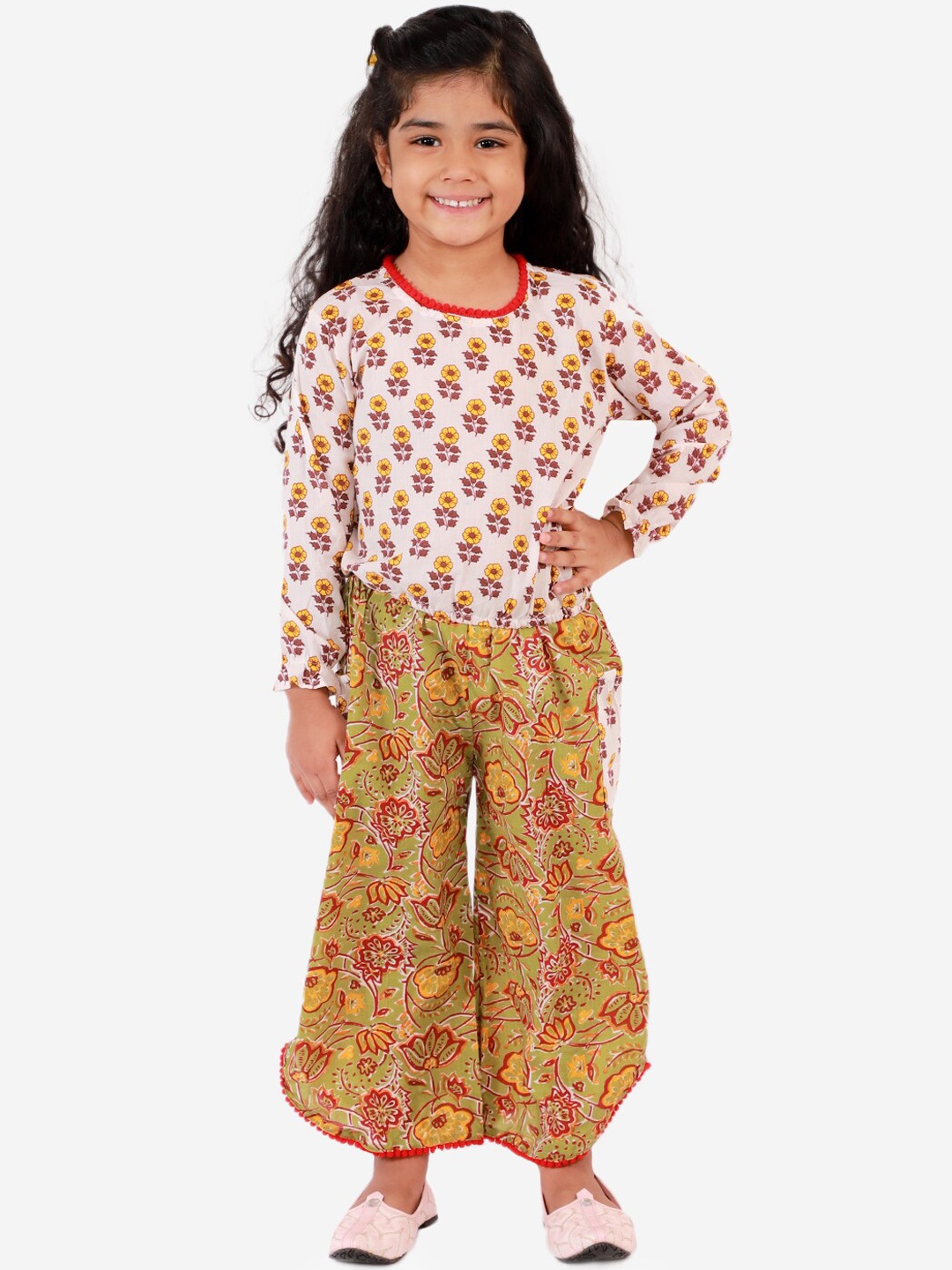 

KID1 Girls White Floral Printed Pure Cotton Kurti with Palazzos