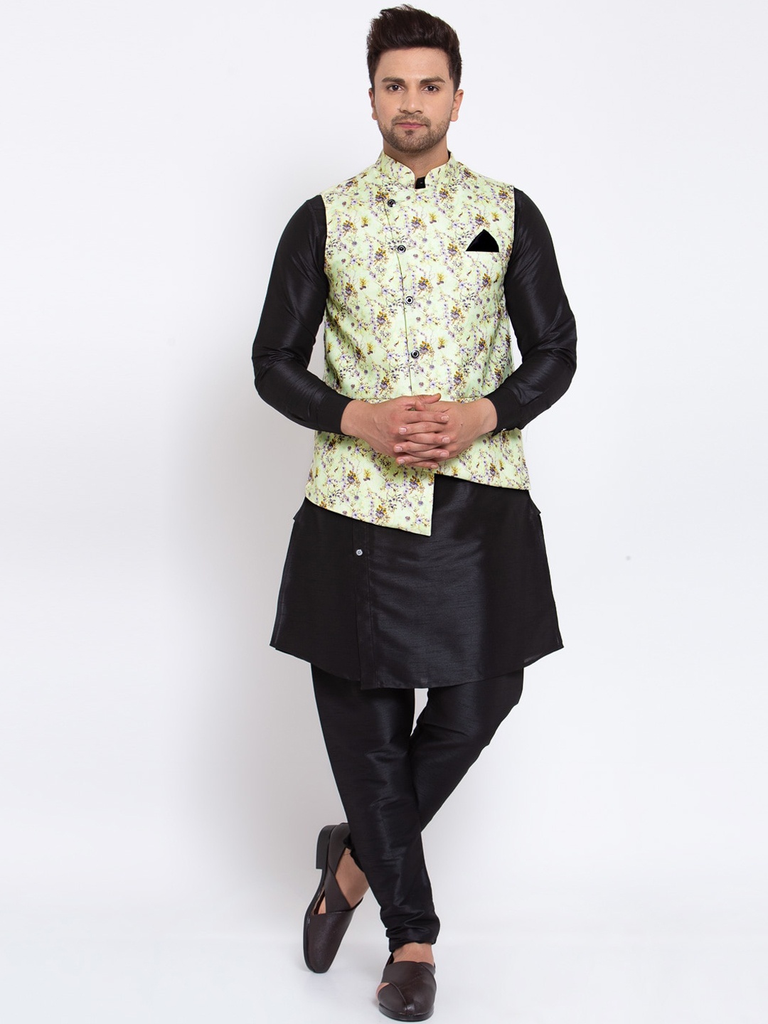 

KLOTTHE Men Black Kurta with Churidar & Nehru Jacket