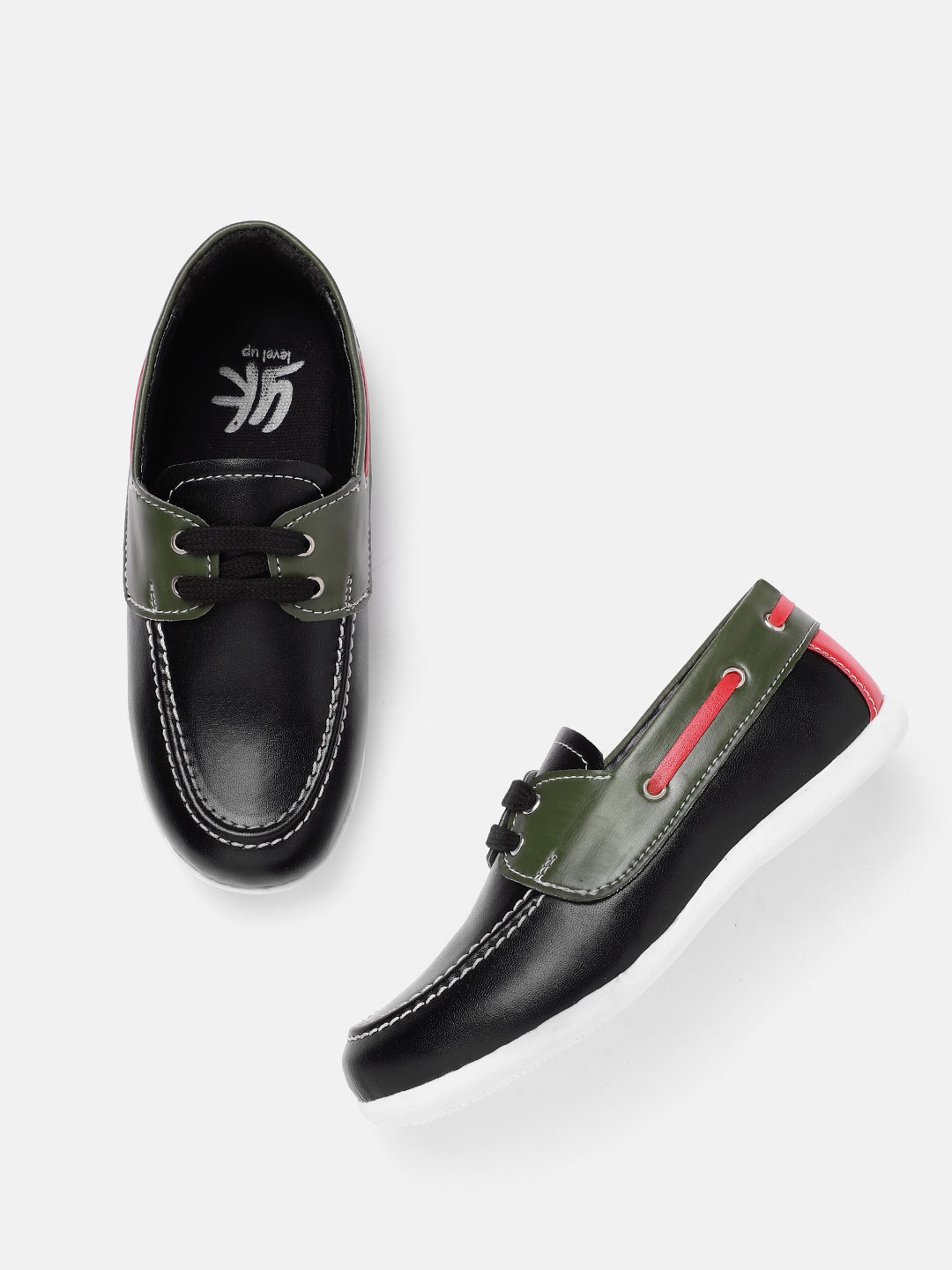 

YK Boys Black & Olive Green Colourblocked Boat Shoes