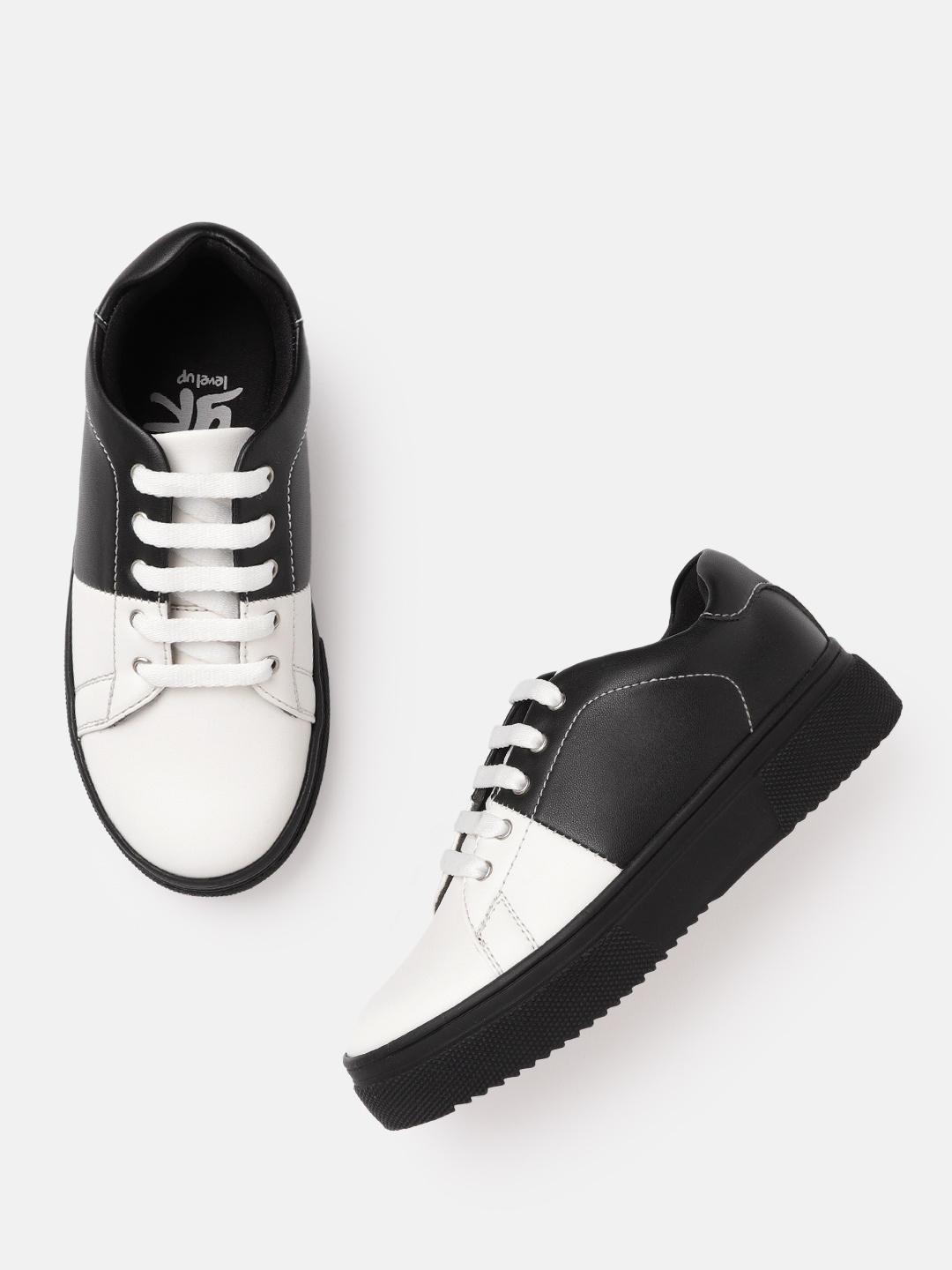 

YK Boys Black & White Colourblocked Sneakers