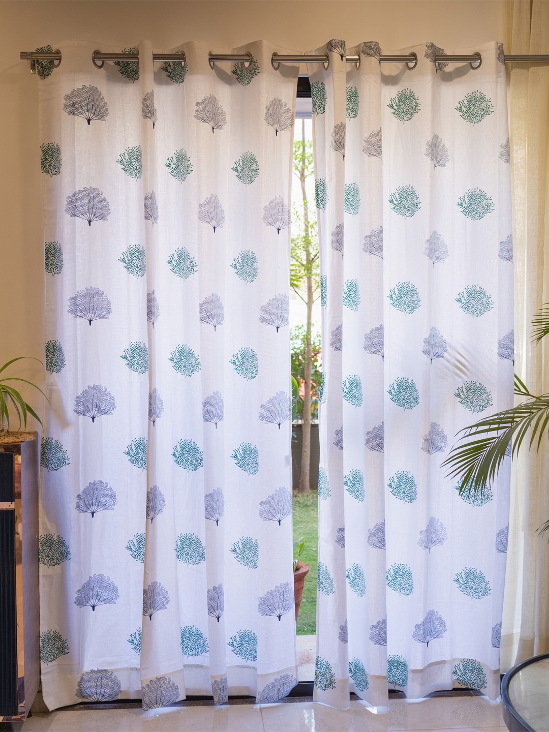 

URBAN SPACE White & Green Set of 2 Quirky Long Door Curtain