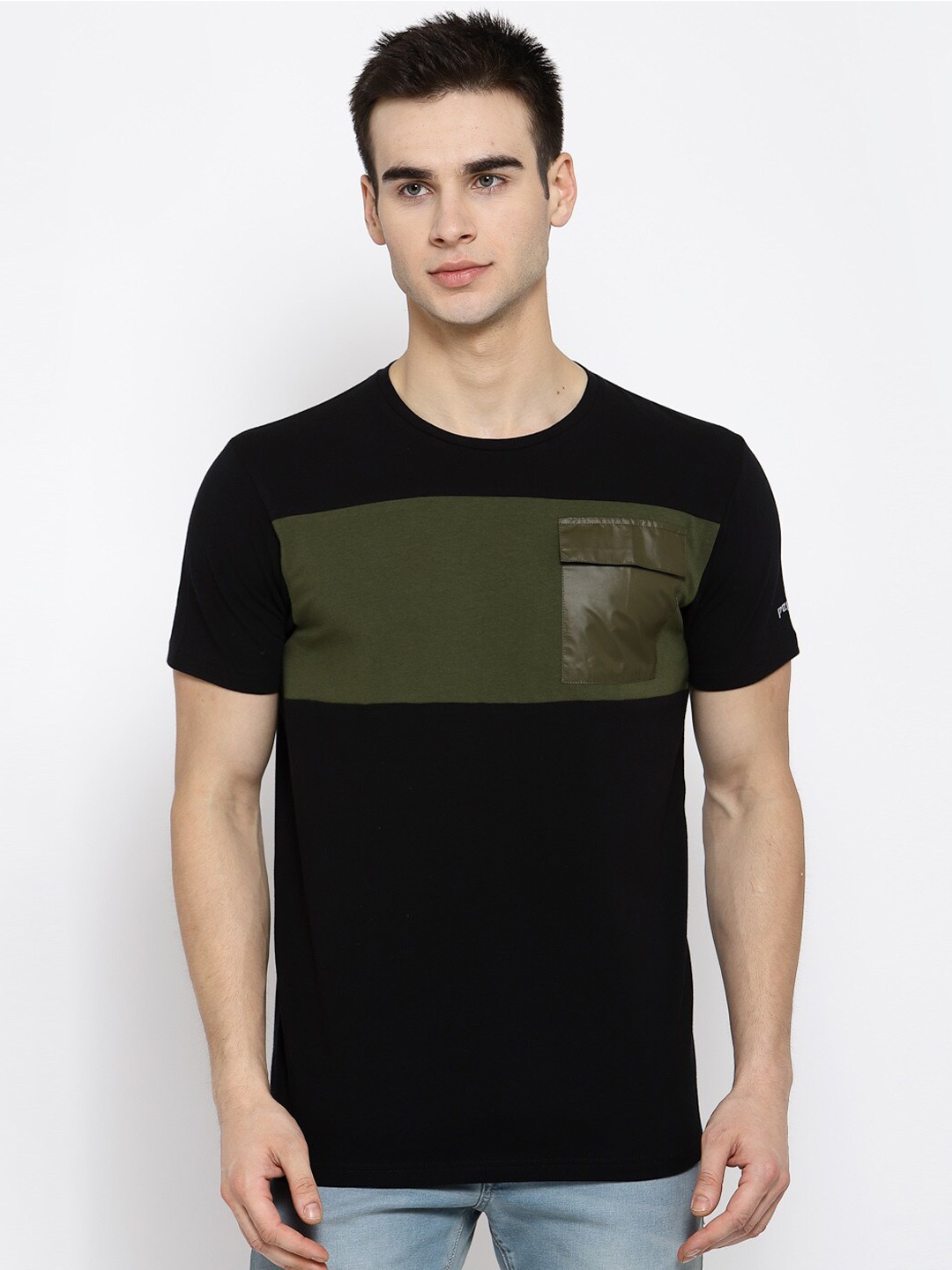 

Pepe Jeans Men Olive Green Colourblocked Extended Sleeves Slim Fit T-shirt