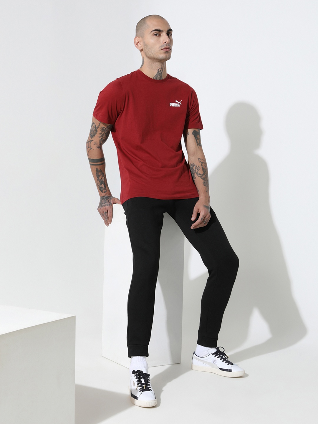 

Puma Men Red Pure Cotton Essentials Small Logo Pure Cotton T-shirt