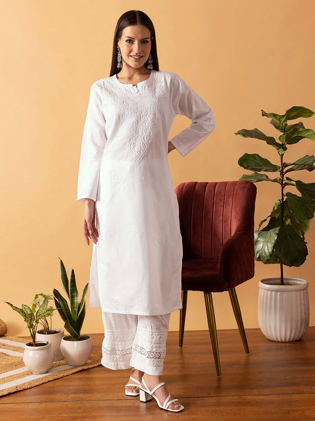 

ADA Women Plus Size White Chikankari Embroidered Handloom Kurta
