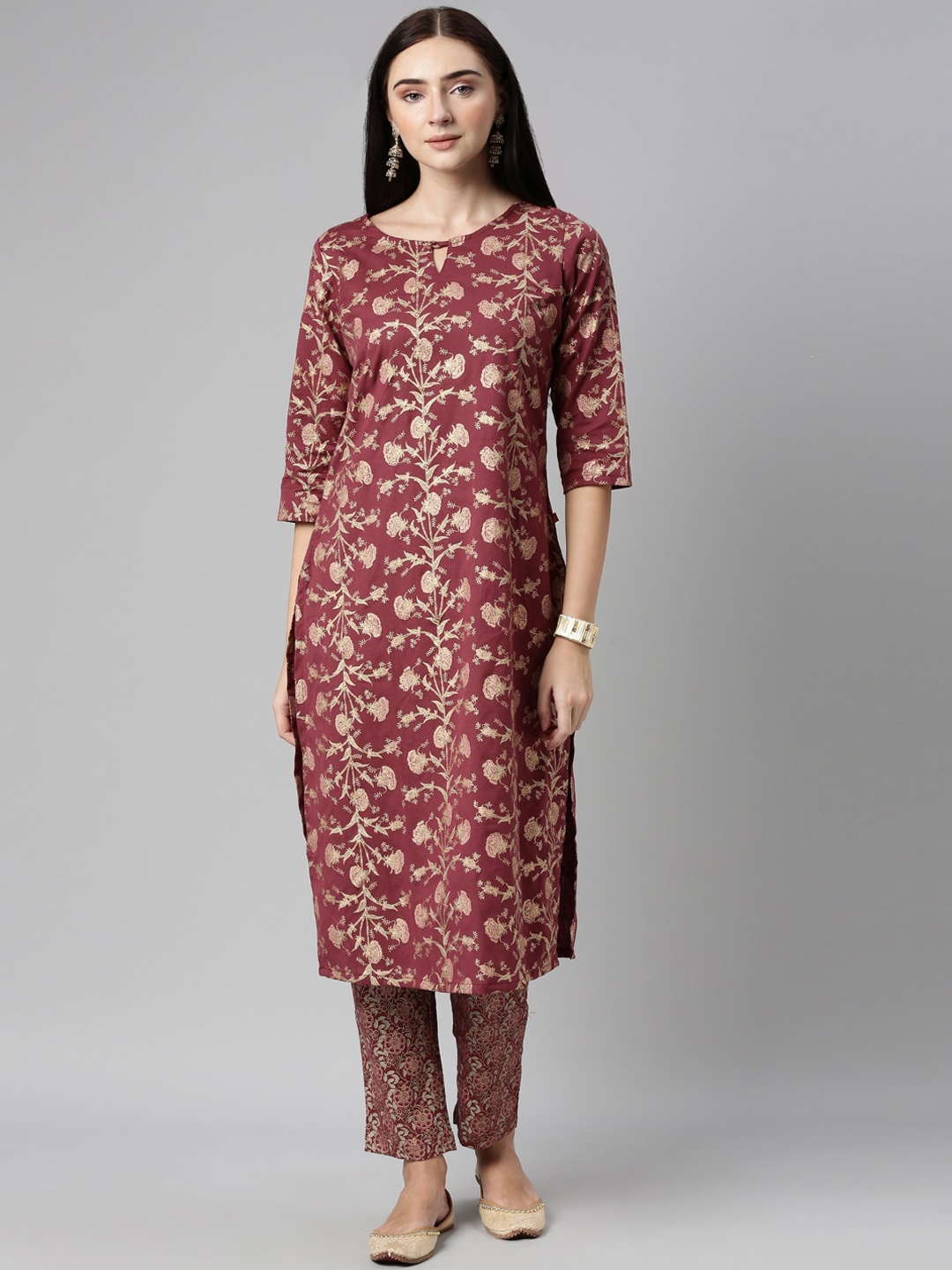 

Alena Women Maroon Ethnic Motifs Printed Kurta with Trousers