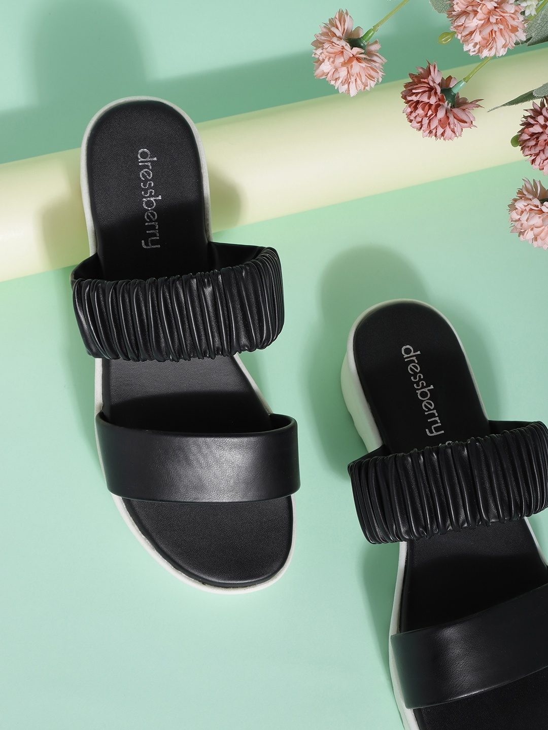 

DressBerry Black Solid Ruched Wedges