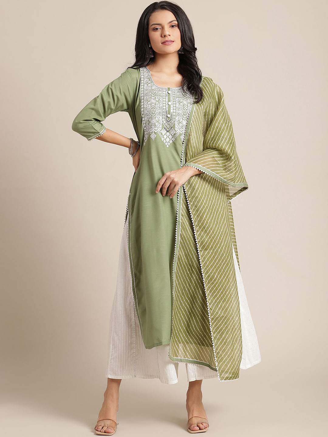 

Varanga Women Green & White Geometric Yoke Design Thread Work Kurta With Duppatta