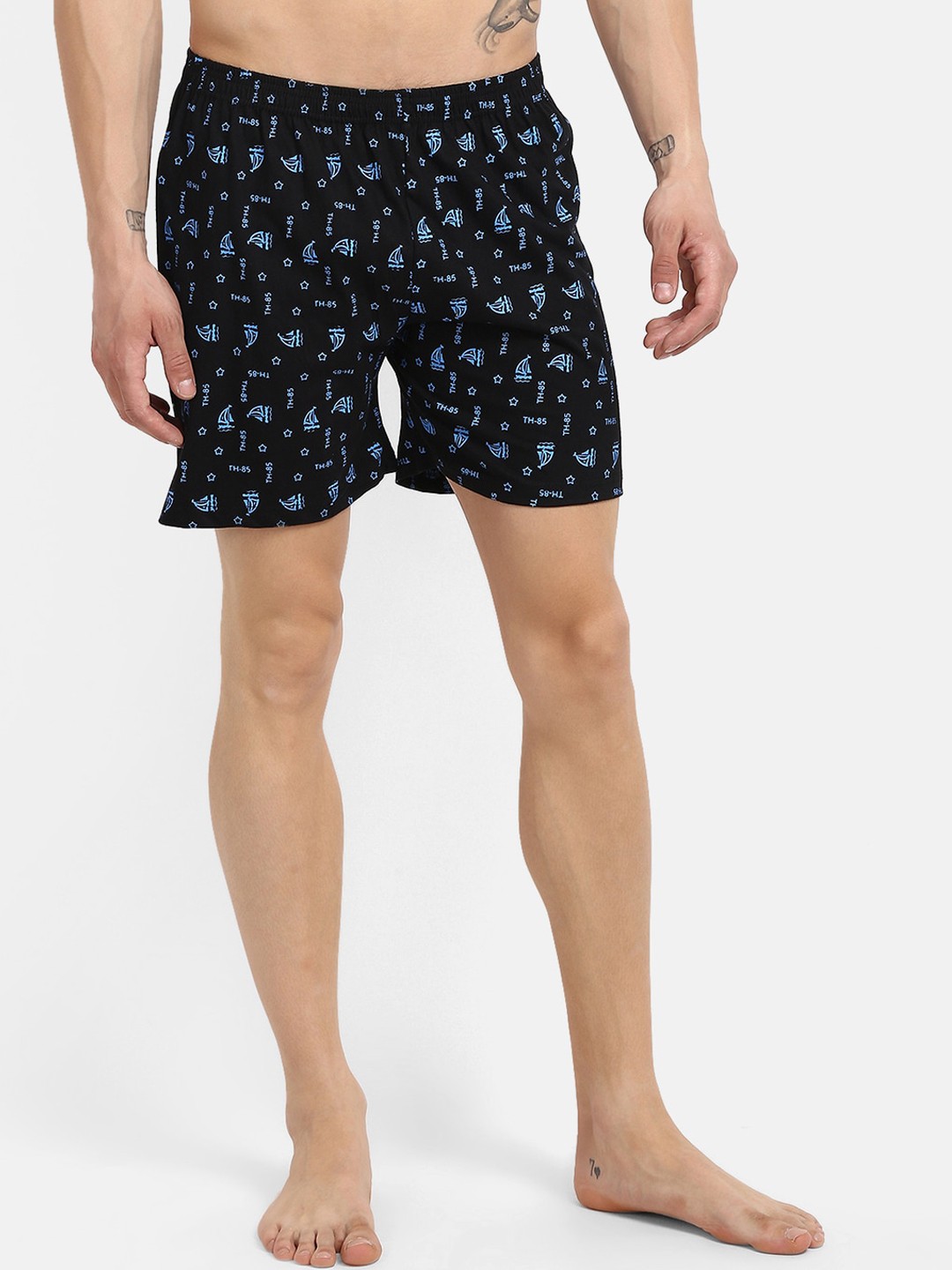 

V2 Value & Variety Men Black & Blue Printed Pure Cotton Boxers 1114056013006
