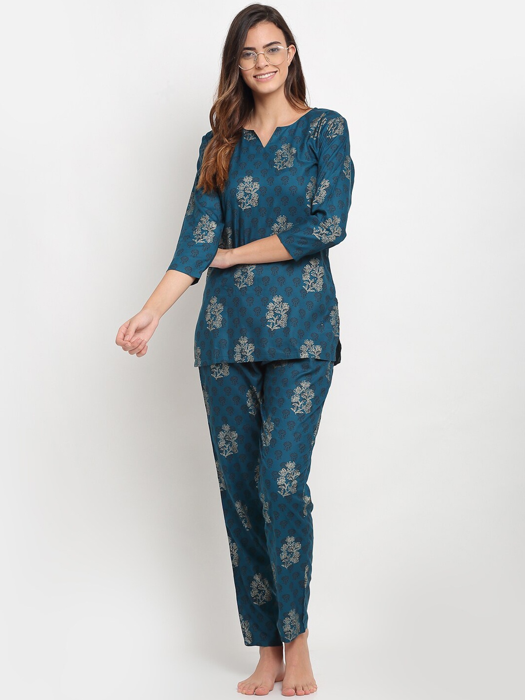 

Claura Women Teal & Black Printed Night suit