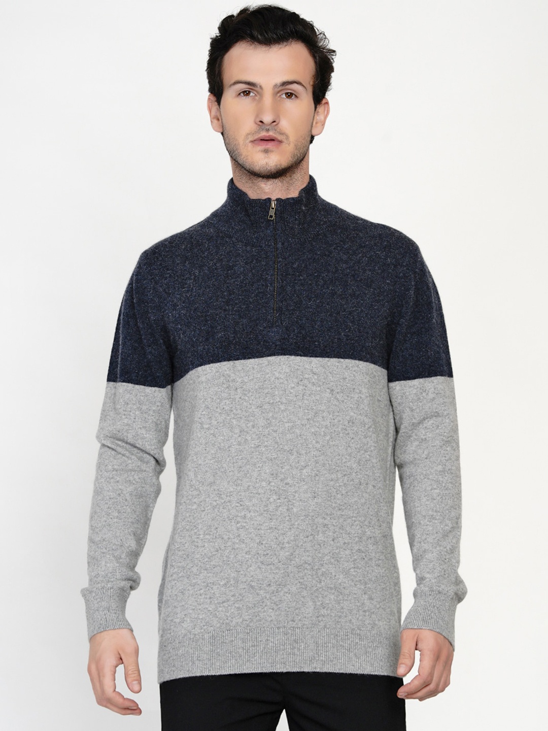 

ARMISTO Men Blue & Grey Colourblocked Pullover