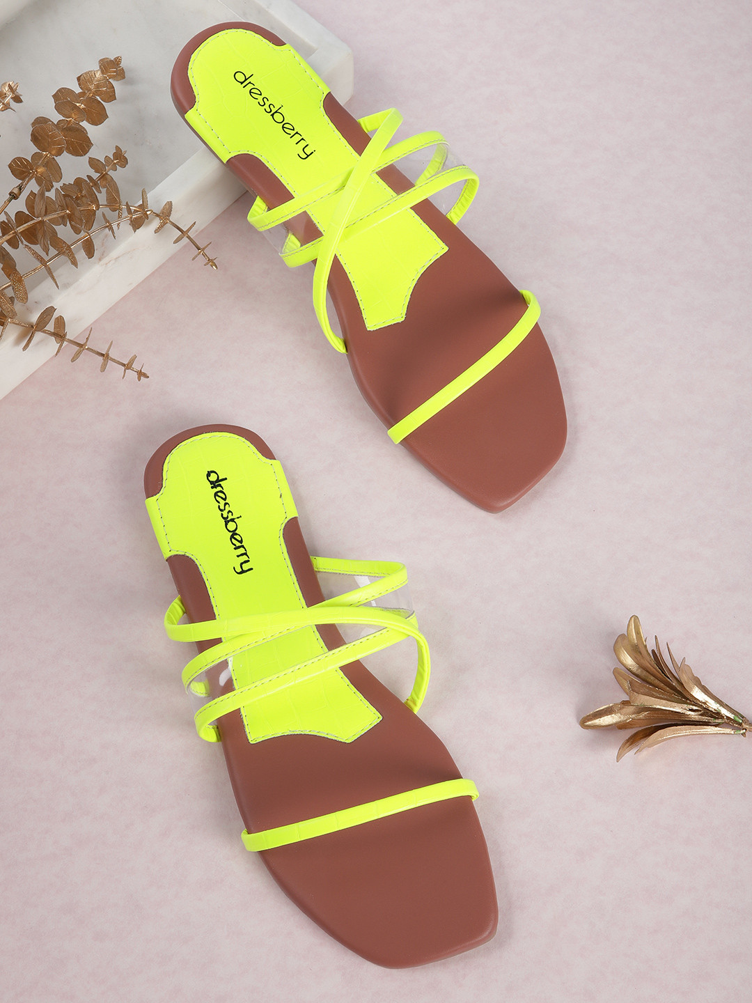 

DressBerry Women Fluorescent Green & Transparent Croc Textured Open Toe Flats