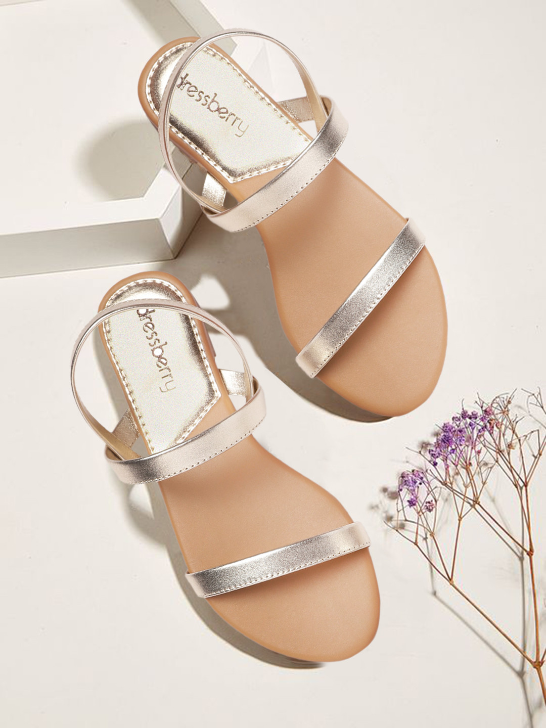 

DressBerry Women Gold-Toned Open Toe Flats