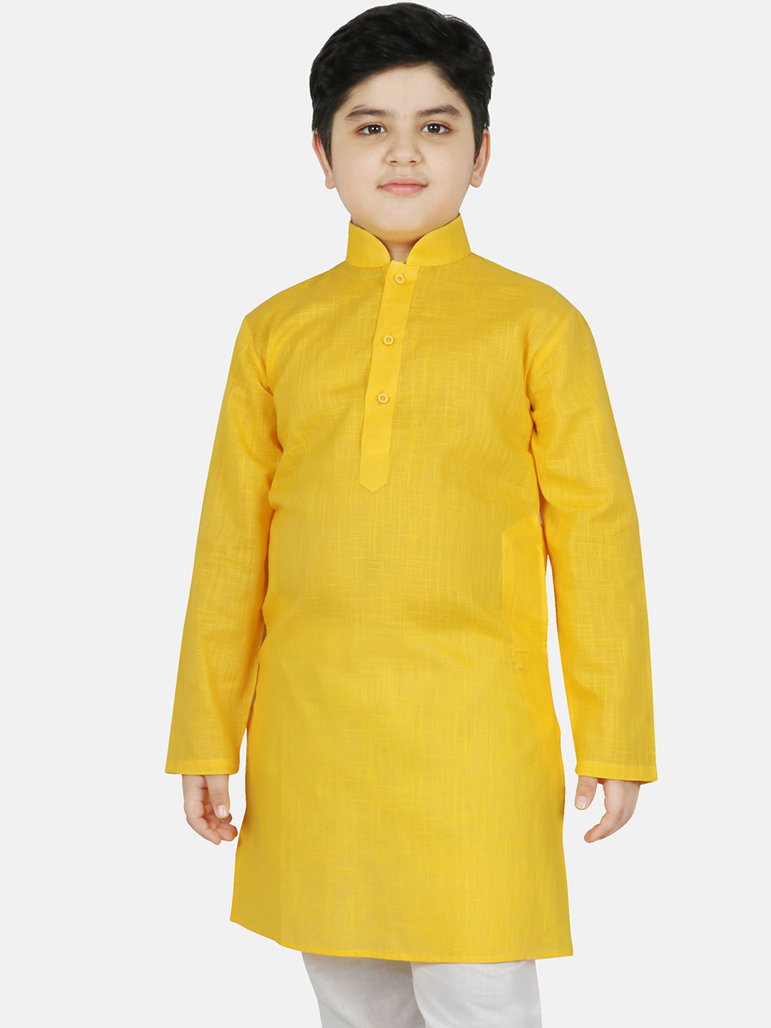 

SG YUVRAJ Boys Yellow Solid Mandarin Collar Kurta
