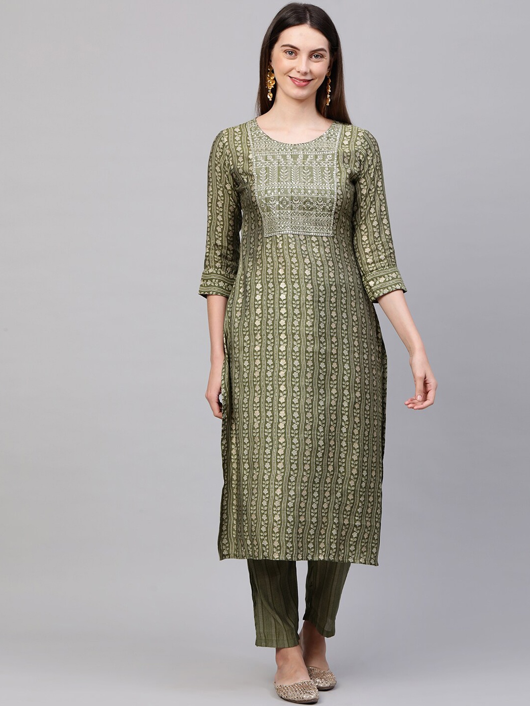 

FASHOR Women Green Floral Printed Thread Work Kurta with Trousers