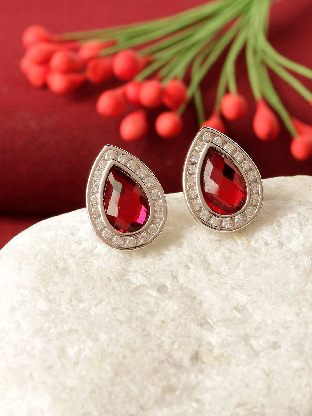 

GIVA 925 Sterling Silver Rhodium Plated Ruby Red Tear Drop Earrings