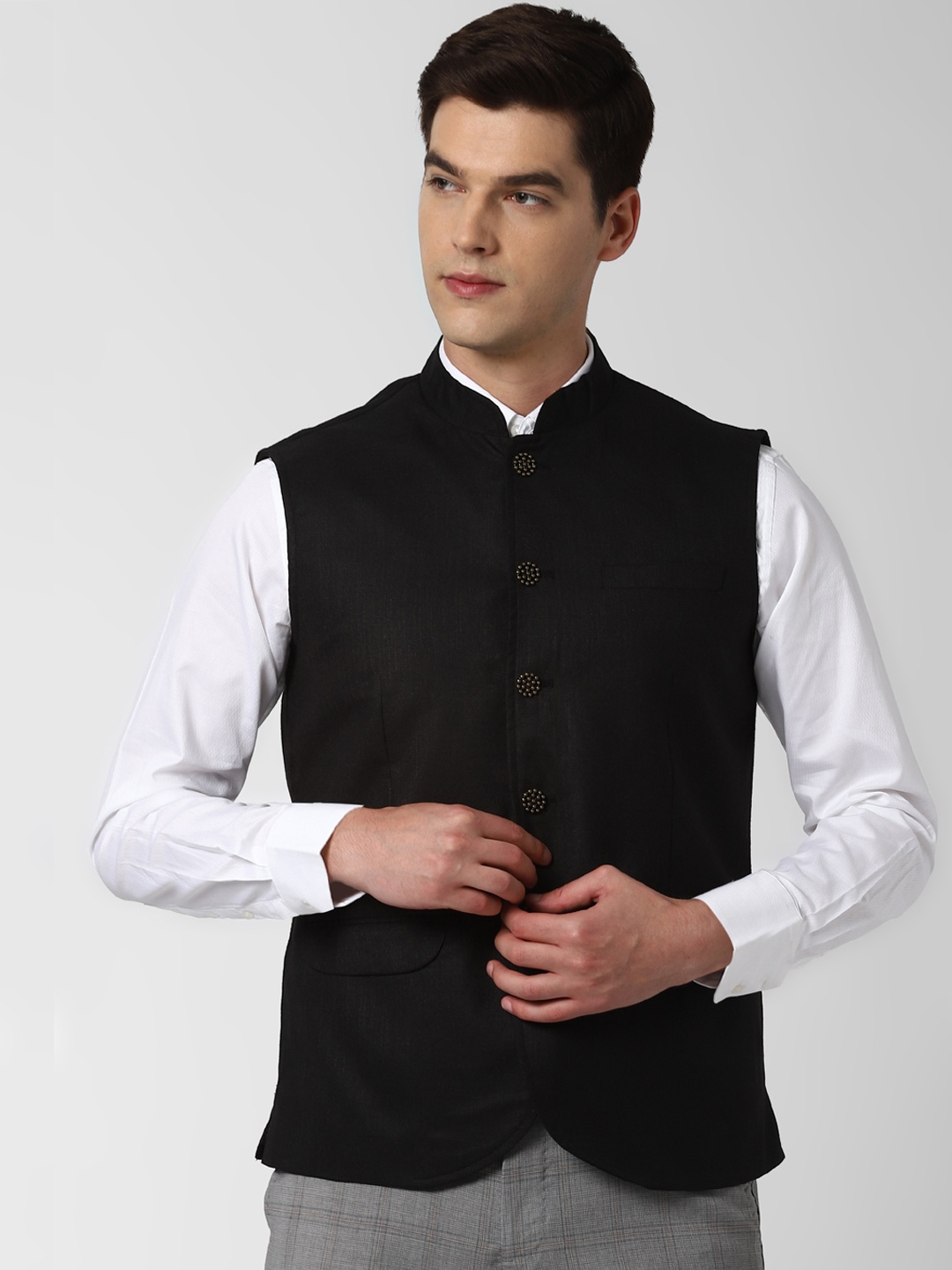 

Peter England Elite Men Black Solid Nehru Jacket