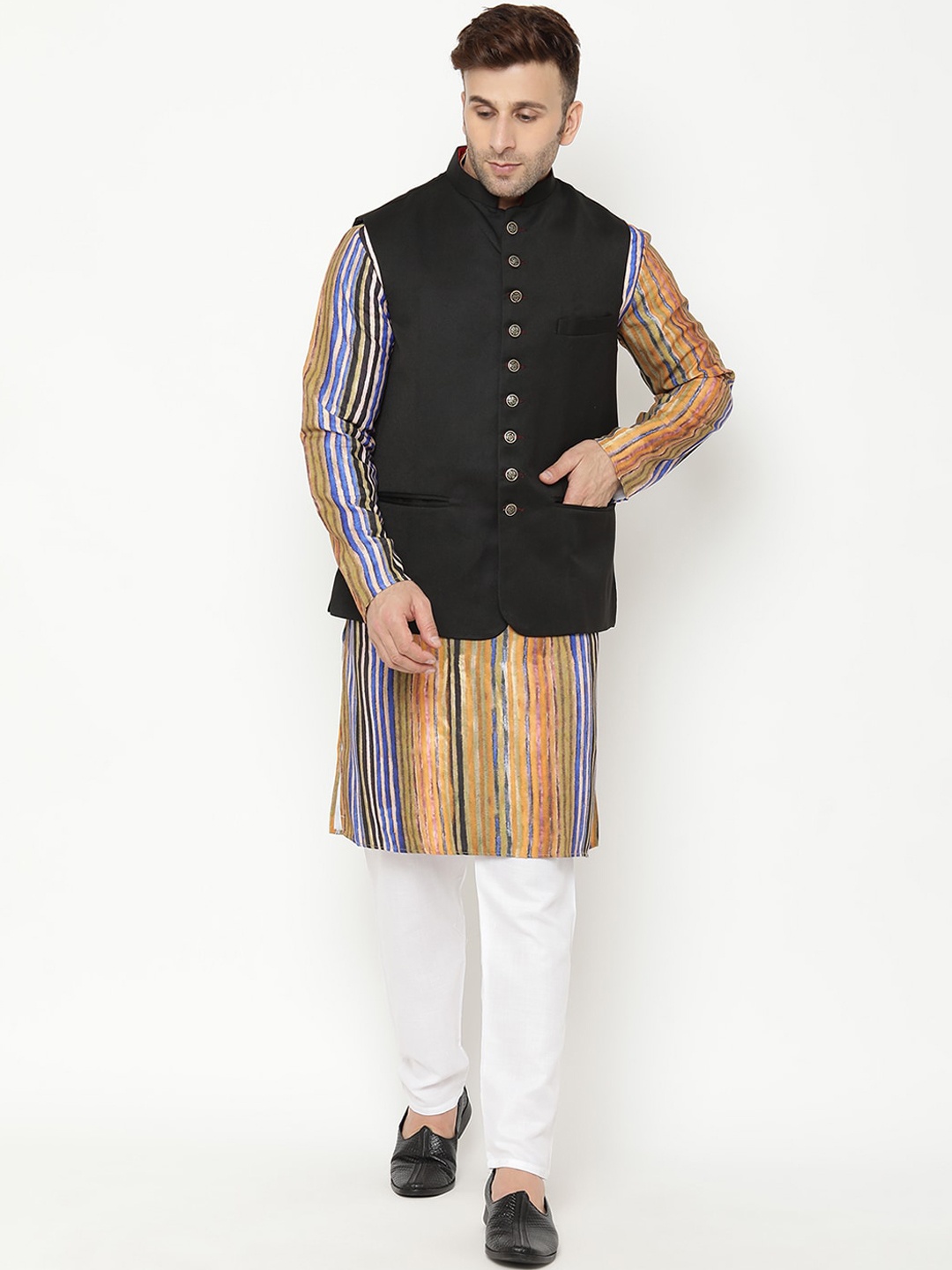 

Hangup Men Brown Striped Kurta with Pyjamas & Nehru Jacket