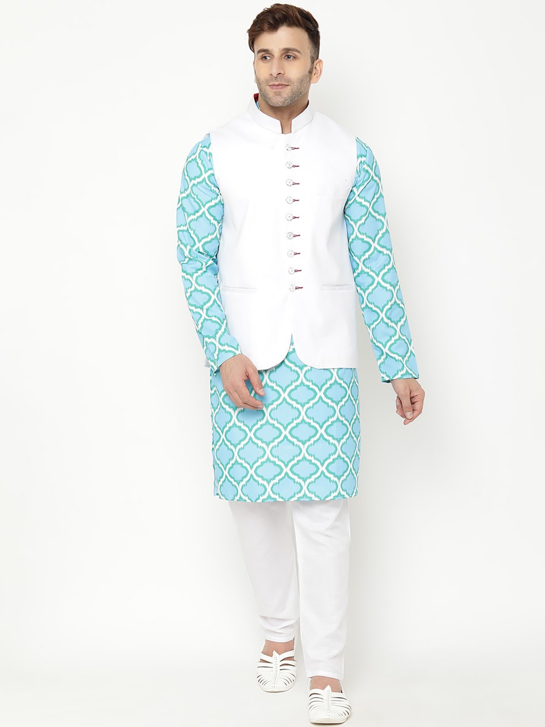 

Hangup Men Blue Ethnic Motifs Printed Kurta with Pyjamas & Nehru Jacket