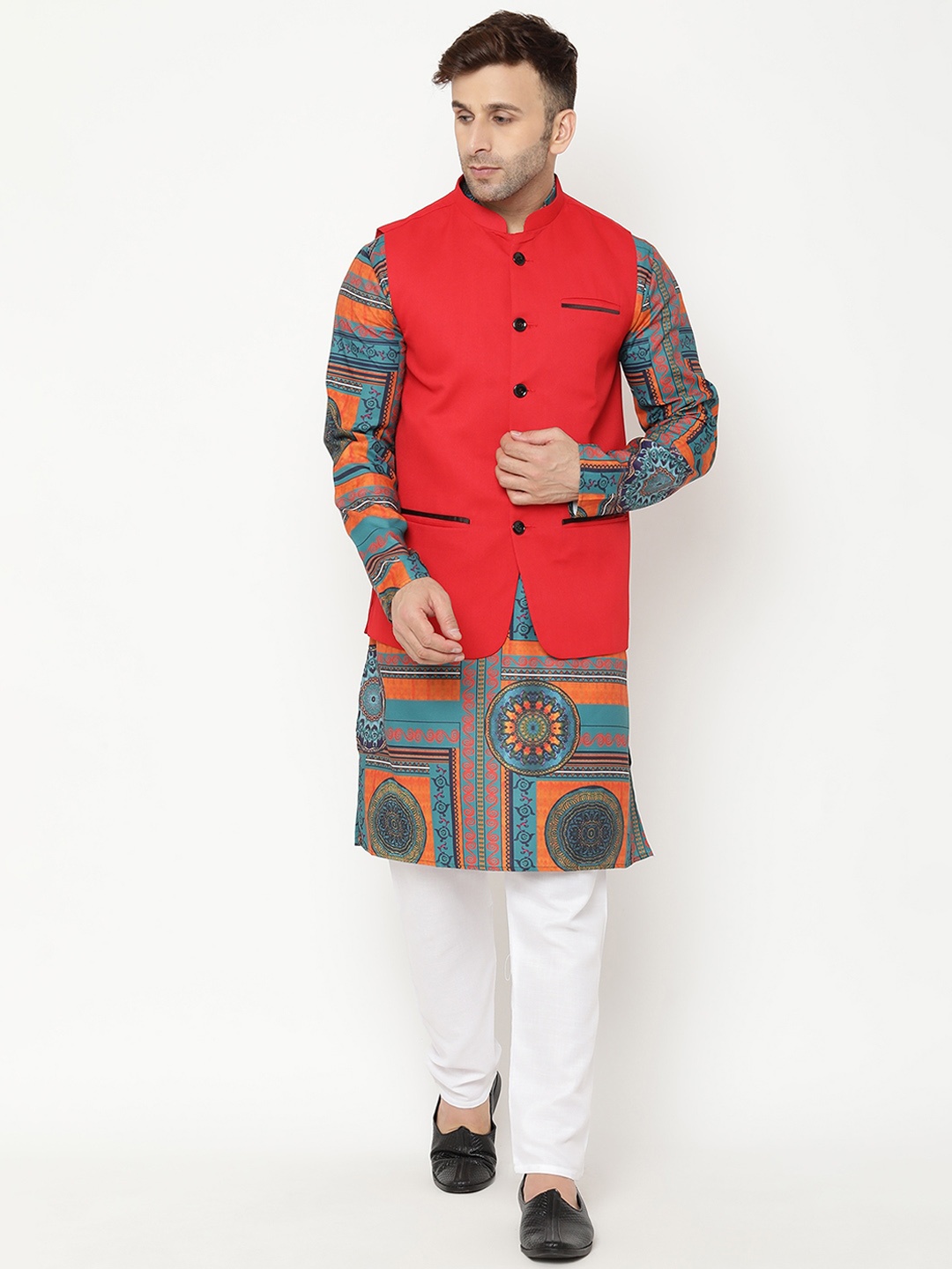 

Hangup Men Green Ethnic Motifs Printed Kurta with Pyjamas & Nehru Jacket