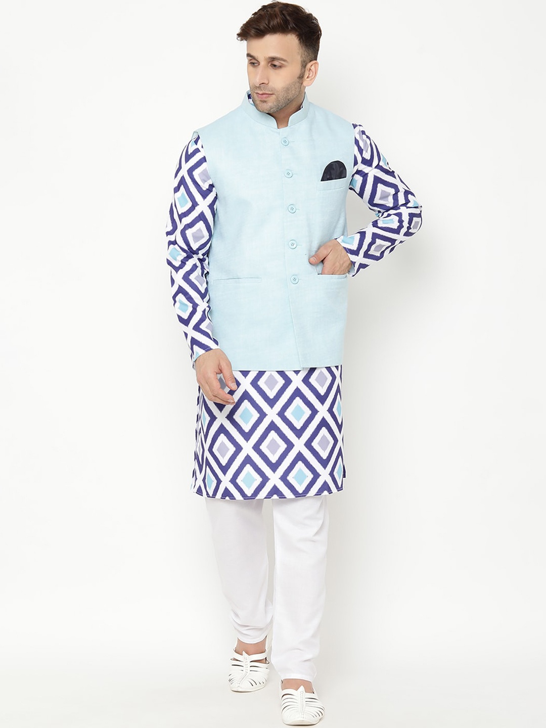 

Hangup Men Blue Printed Kurta with Pyjamas & Nehru Jacket
