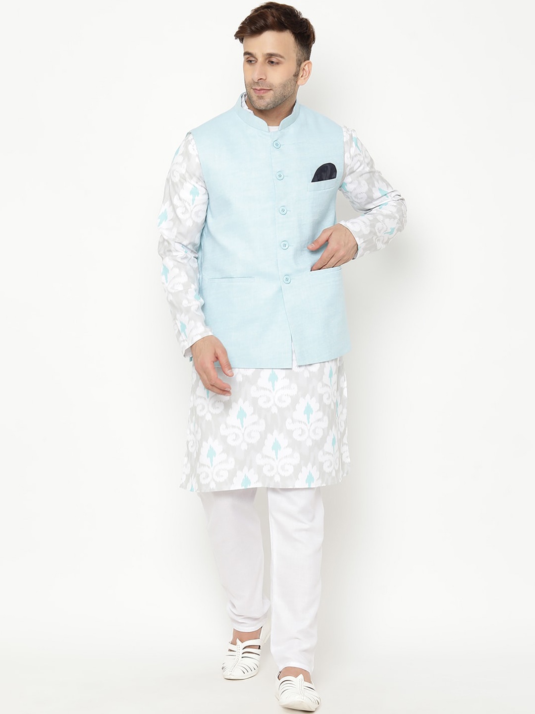 

Hangup Men Cream-Coloured Ethnic Motifs Printed Kurta with Pyjamas & Nehru Jacket