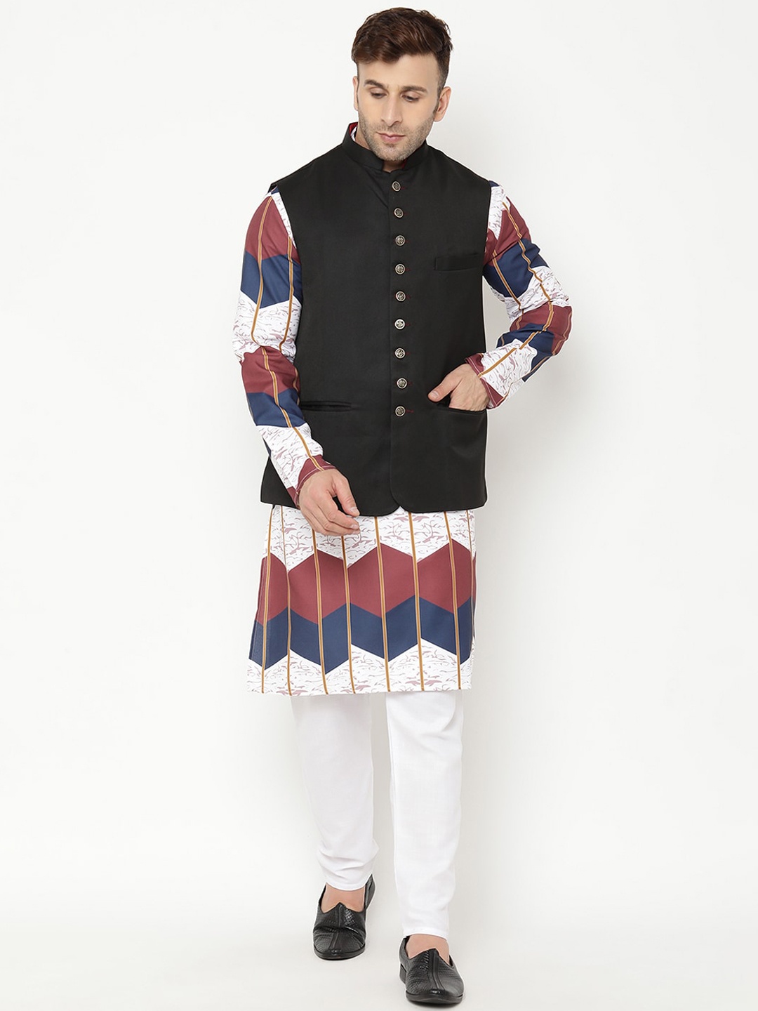 

Hangup Men White Printed Kurta with Churidar & Nehru Jacket