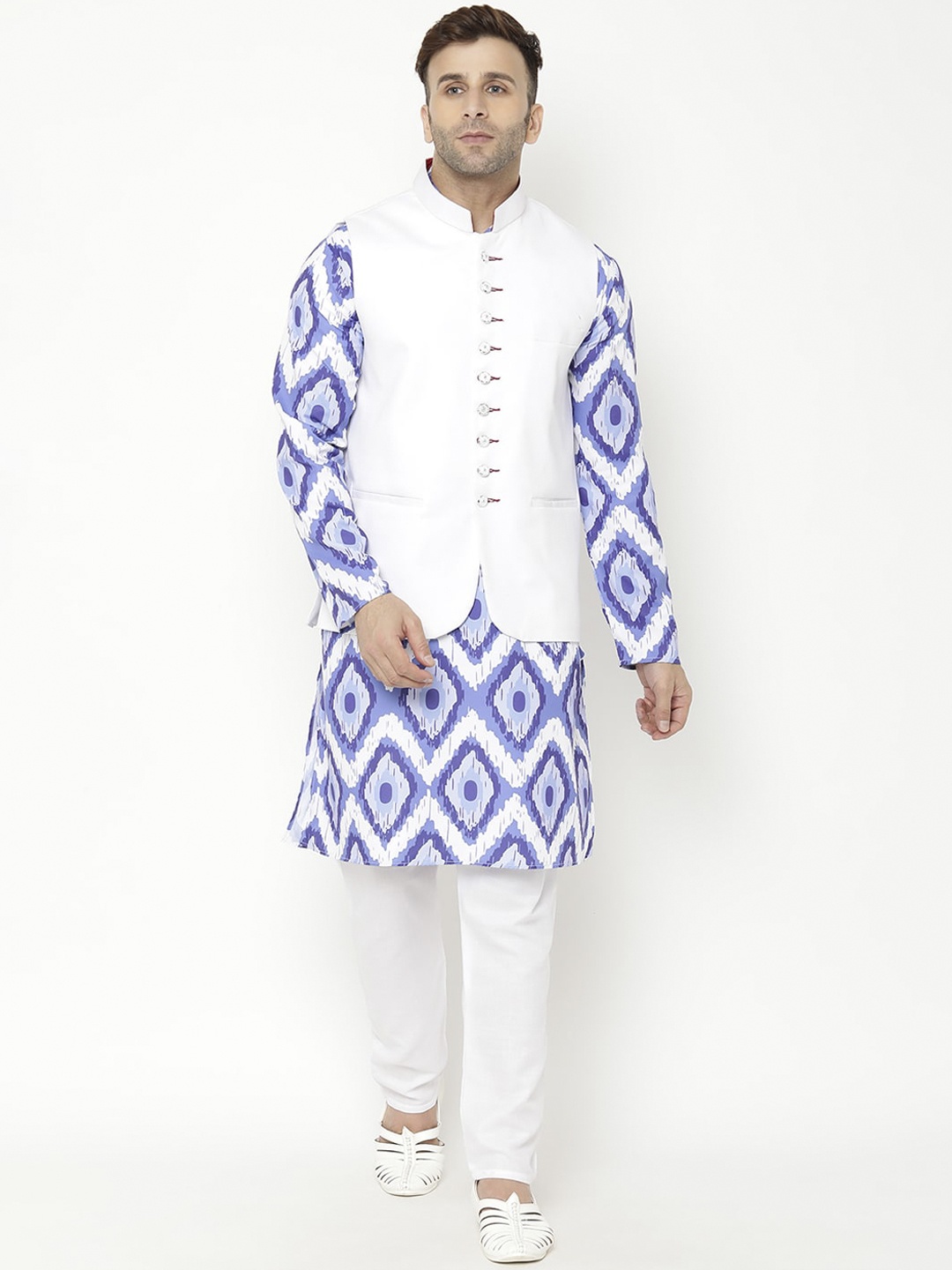 

Hangup Men Blue Printed Kurta with Churidar & Nehru Jacket