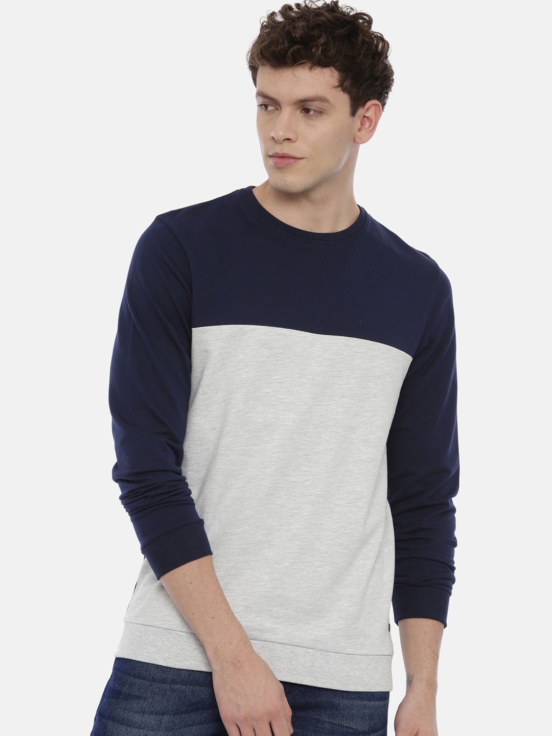 

3PIN Men Navy Blue Colourblocked Sweatshirt