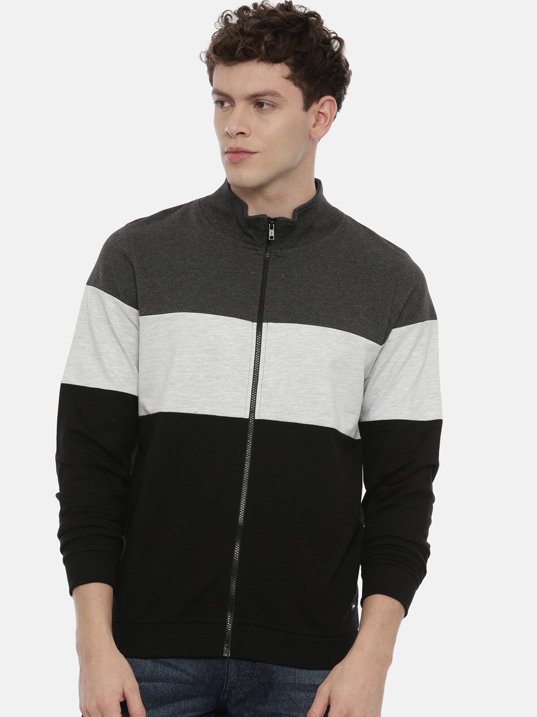 

3PIN Men Grey& Black Colourblocked Sweatshirt