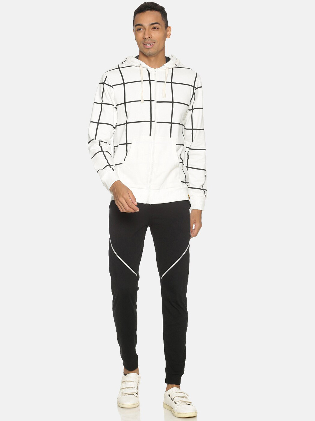 

Campus Sutra Men White & Black Checked Cotton Tracksuit
