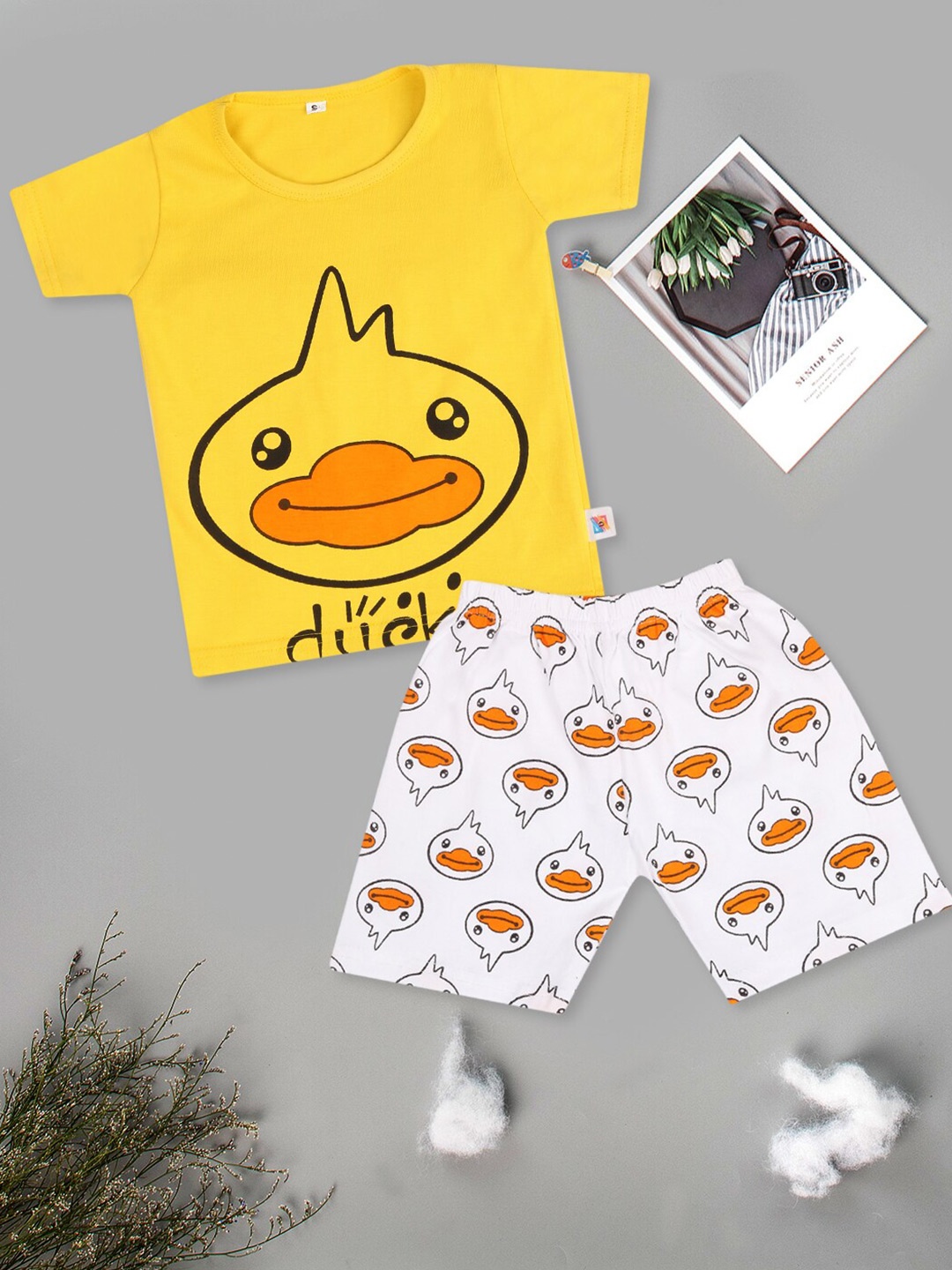 

Fashitale Unisex Kids Yellow & White Printed T-shirt with Shorts