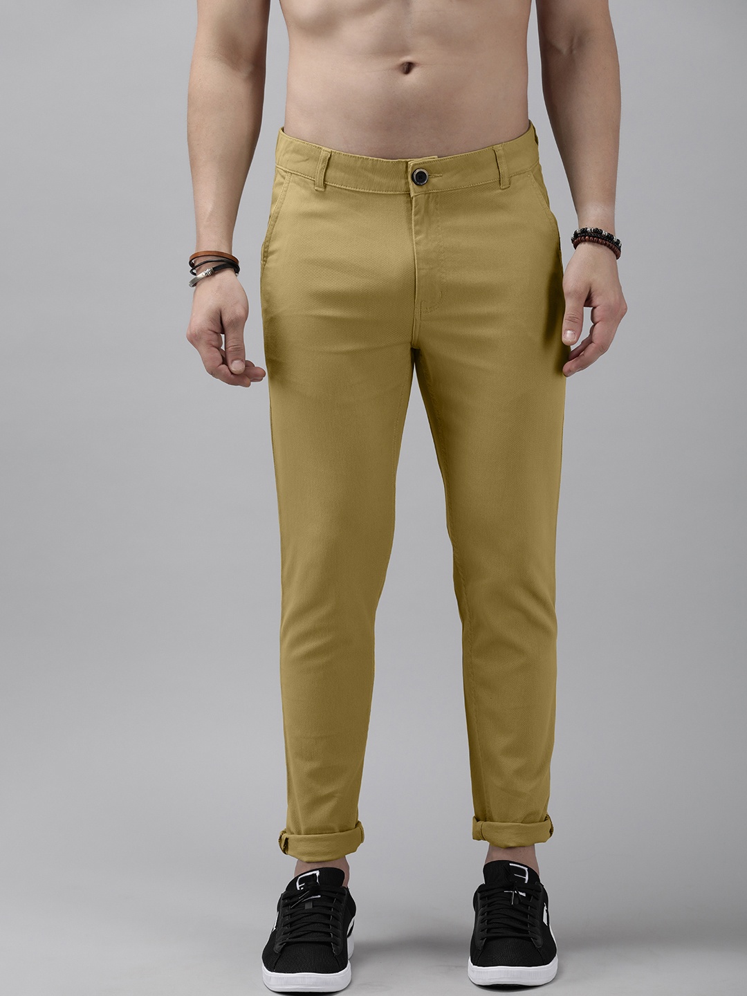 

Roadster Men Khaki Trousers