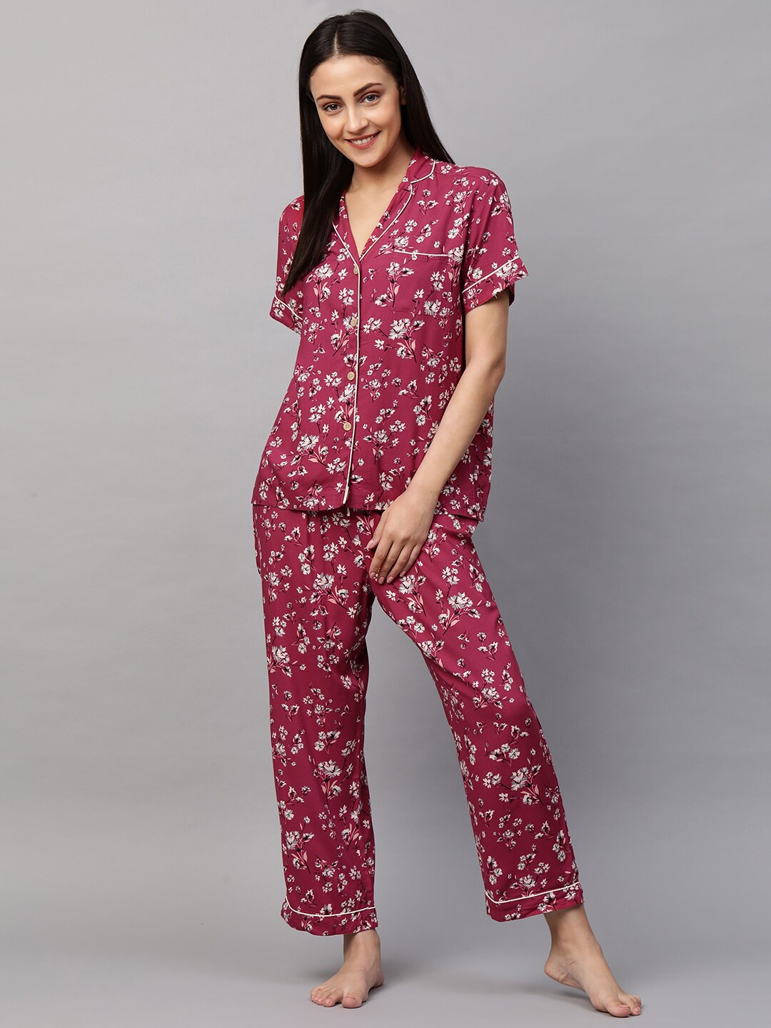 

Chemistry Women Rose & White Printed Night suit