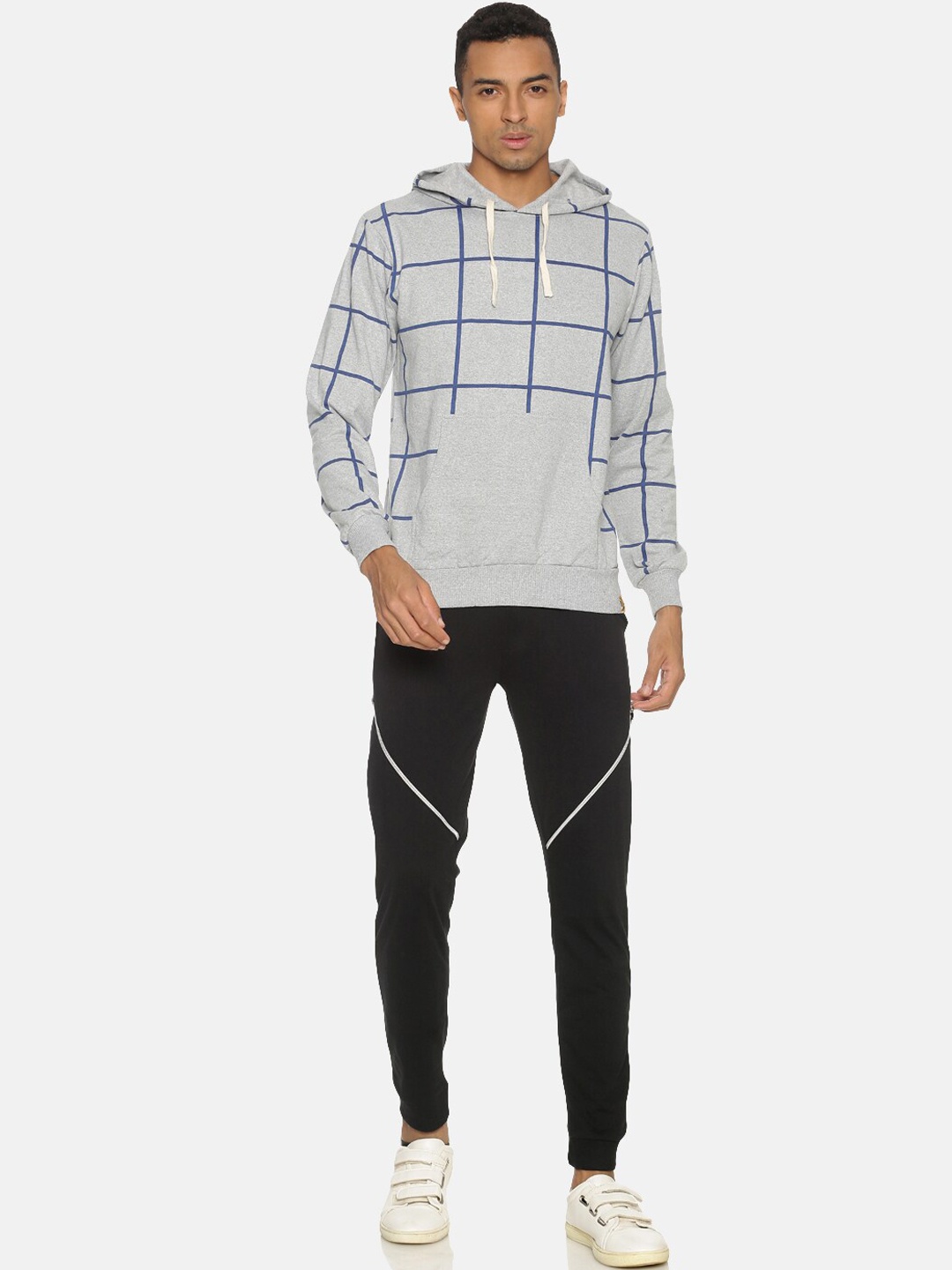 

Campus Sutra Men Cotton Hooded Tracksuit, Grey