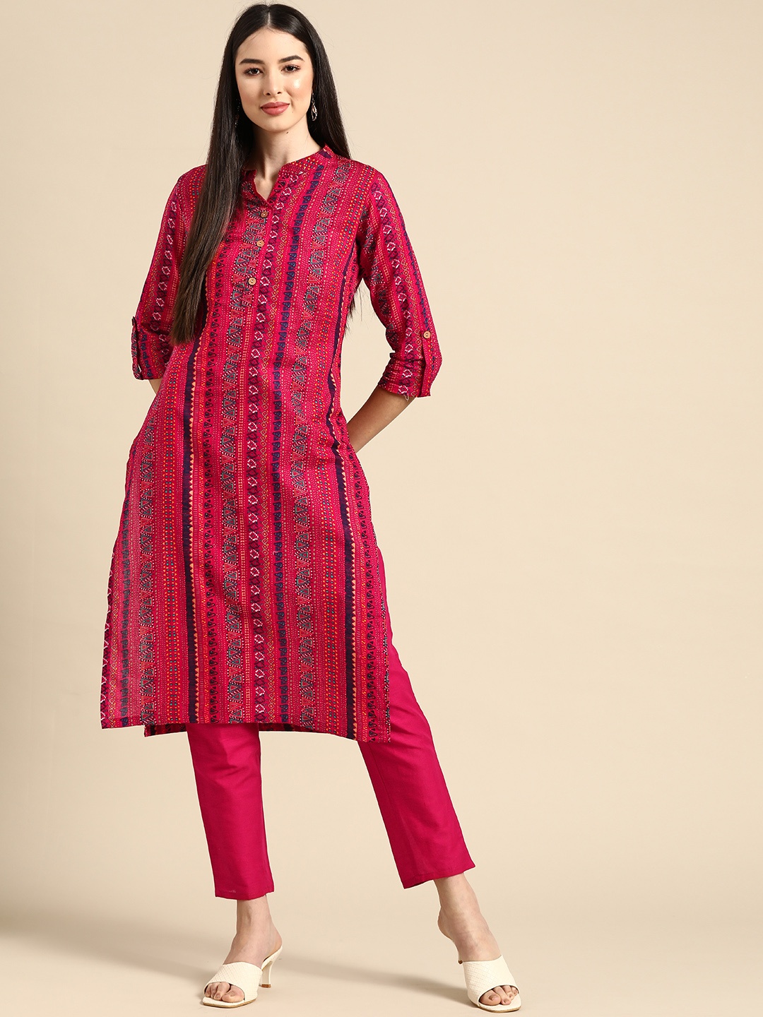 

Anouk Women Magenta Ethnic Motifs Printed Kurta with Trousers