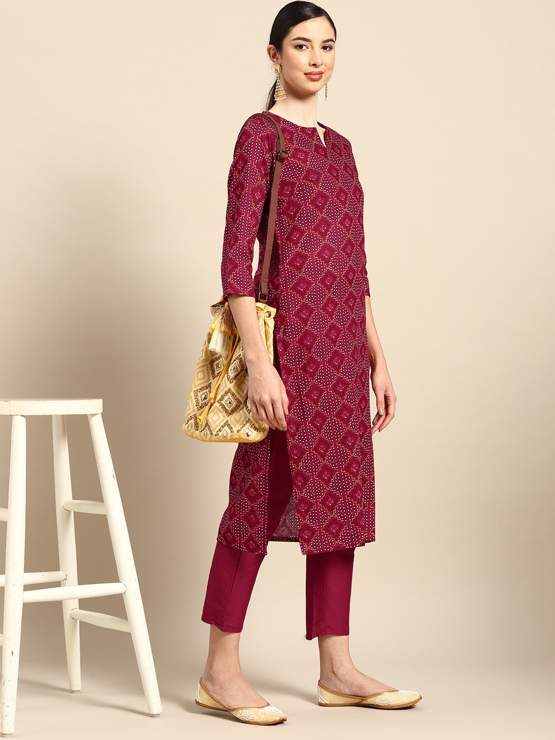 

Anouk Women Maroon Geometric Print Pure Cotton Kurta with Trousers