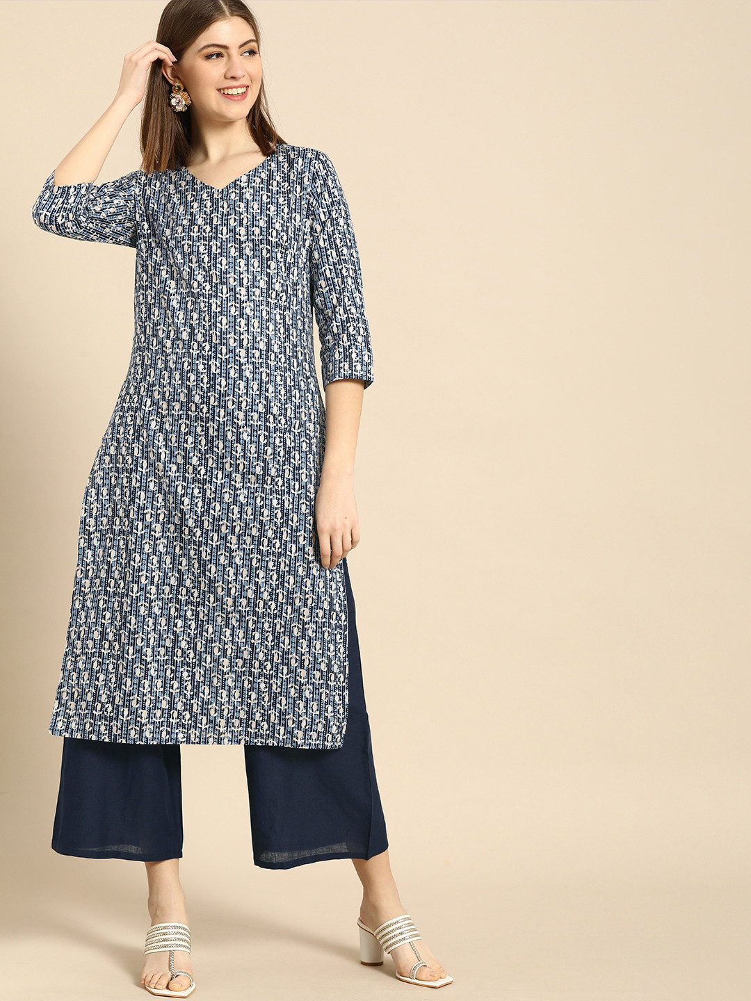 

Anouk Women Navy Blue Printed Pure Cotton Kurta with Palazzos
