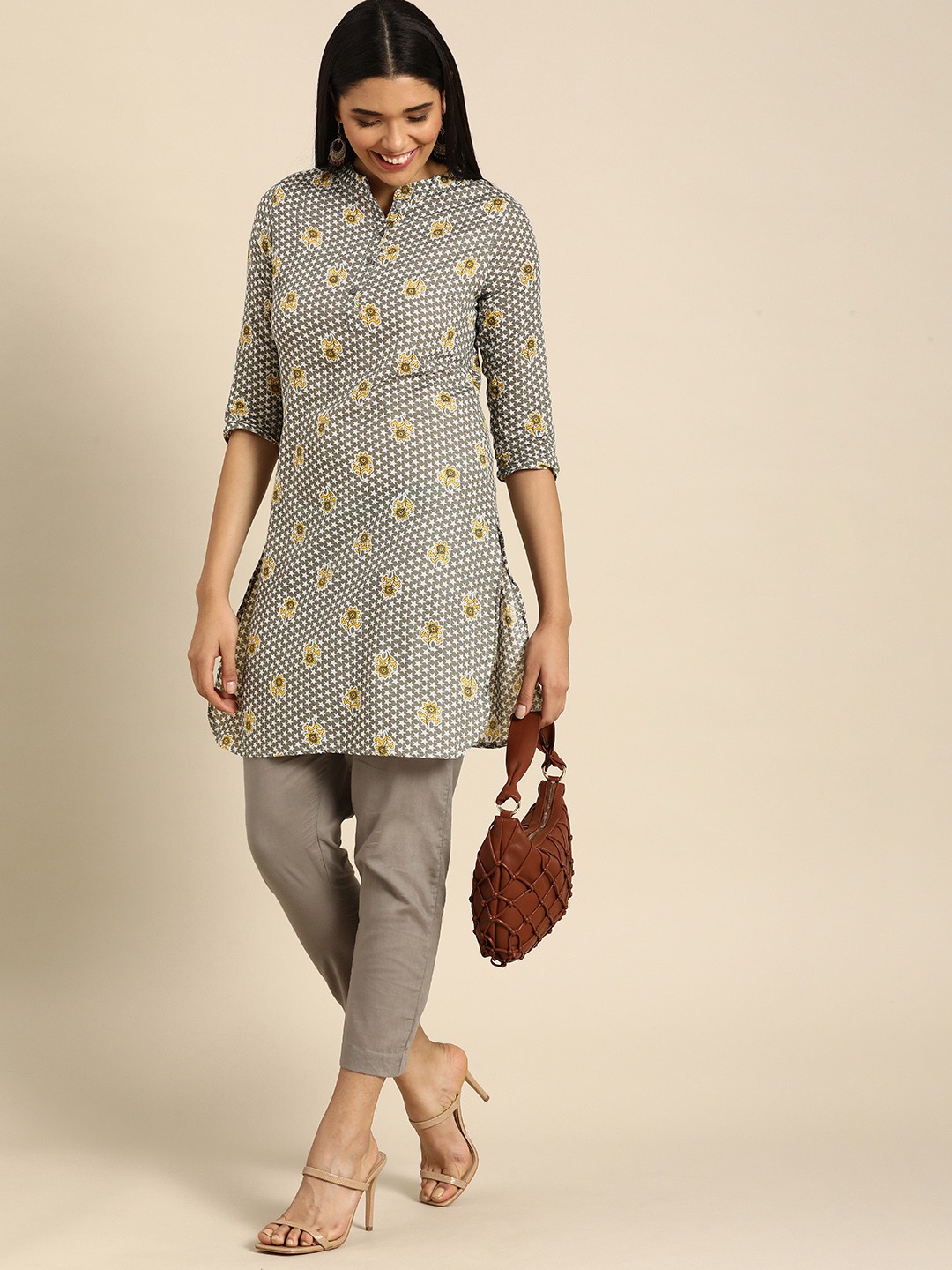 

Anouk Women Grey Ethnic Motifs Printed Regular Pure Cotton Kurta with Trousers