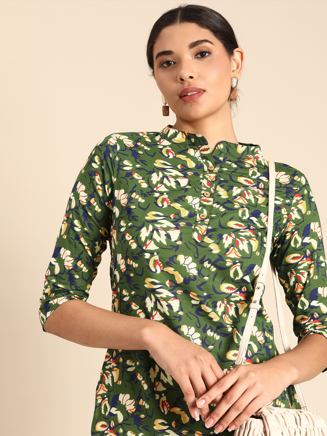 

Anouk Women Green Floral Printed Mandarin-Collar Pure Cotton Straight Kurta