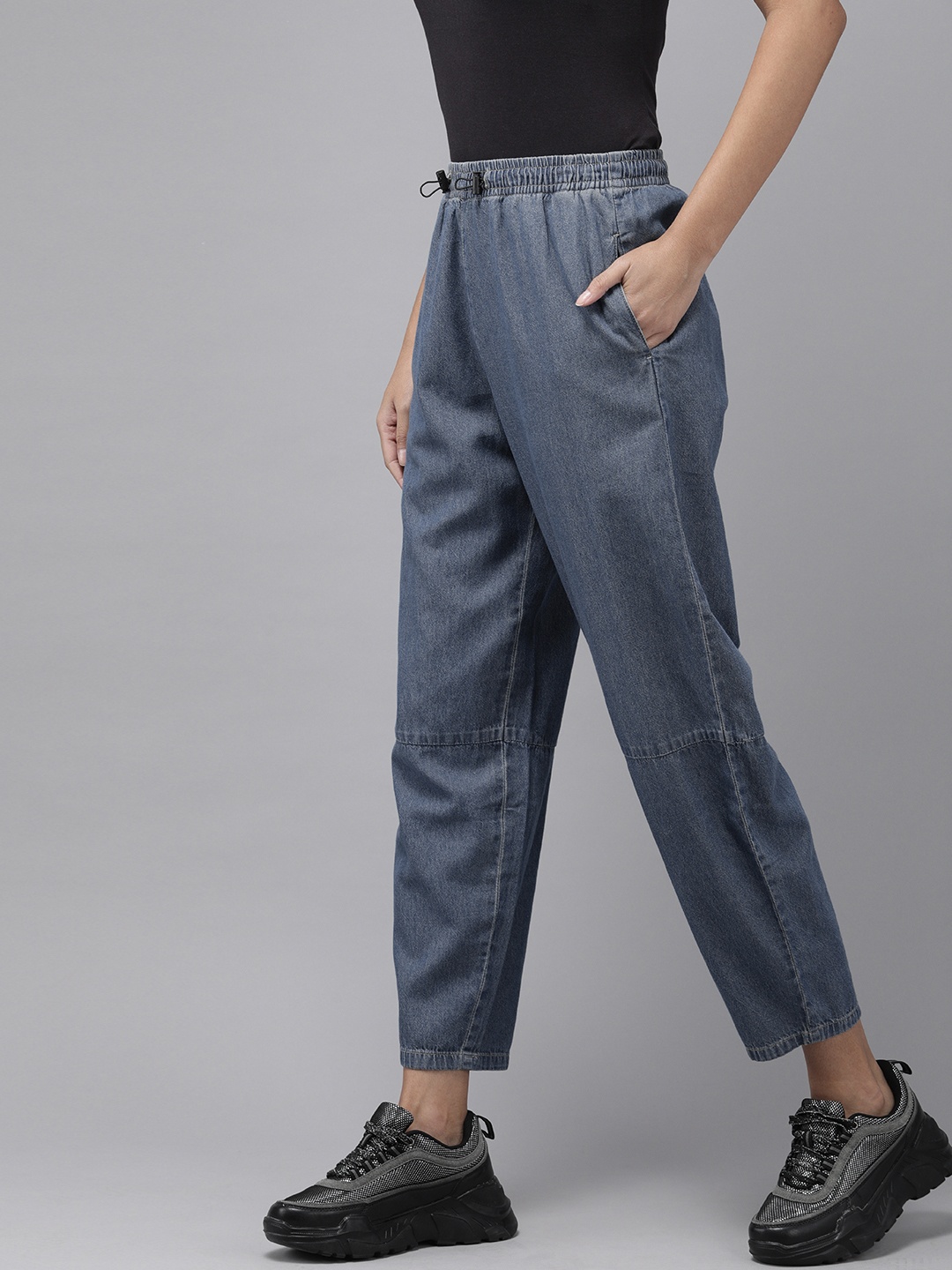 

Women Blue High-Rise Pure Cotton Slouchy Fit Stretchable Jeans