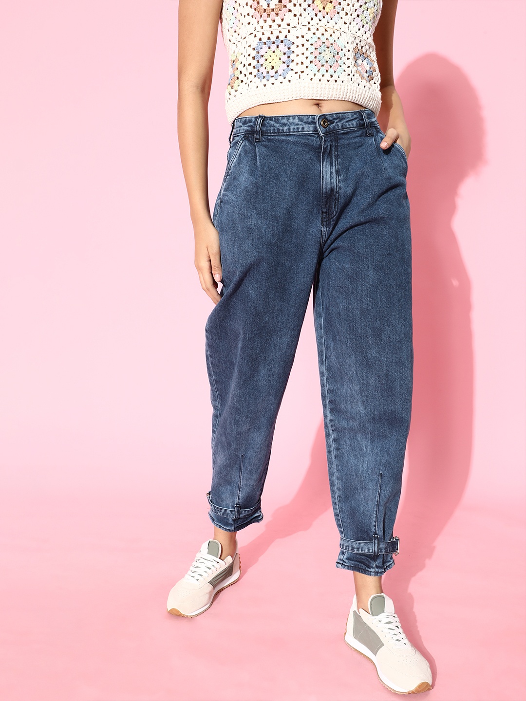 

Roadster Women Blue Light Fade Slouchy Stretchable Jeans