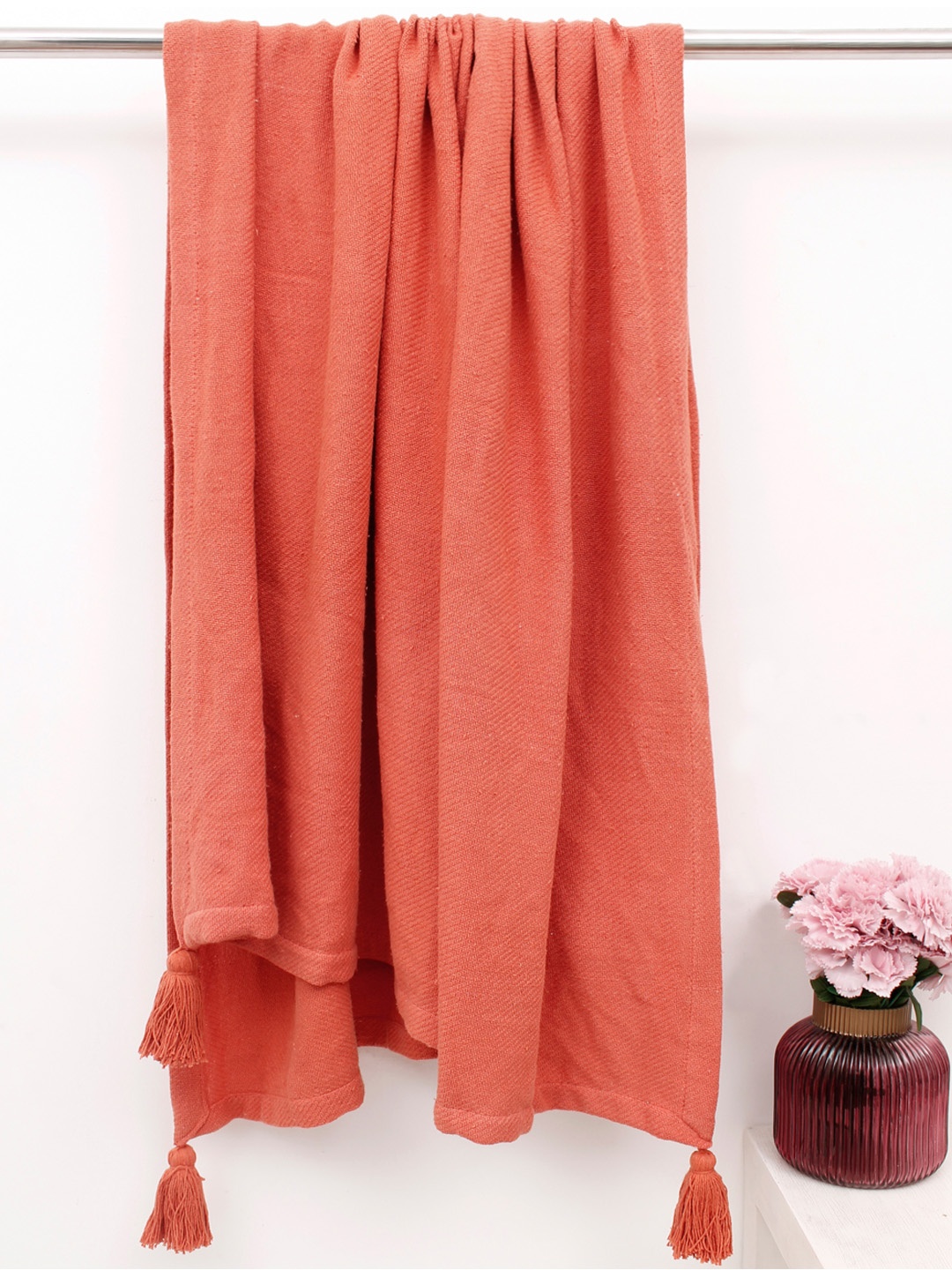 

AVI Living Rust-Coloured Solid Pure Cotton 500 GSM Throw With Tassle