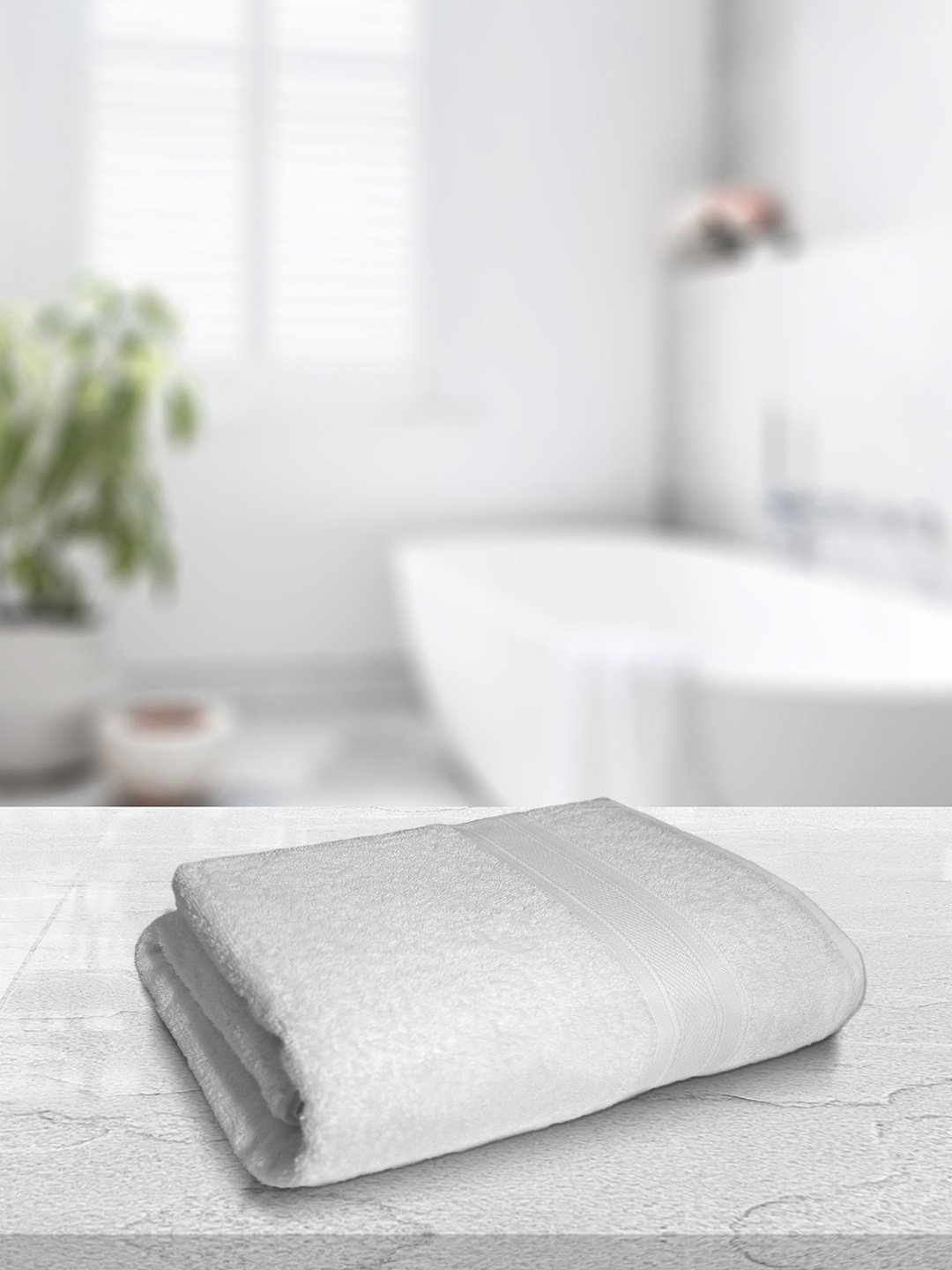 

MYTRIDENT White Solid 500 GSM Pure Cotton Soft Plush Bath Towel