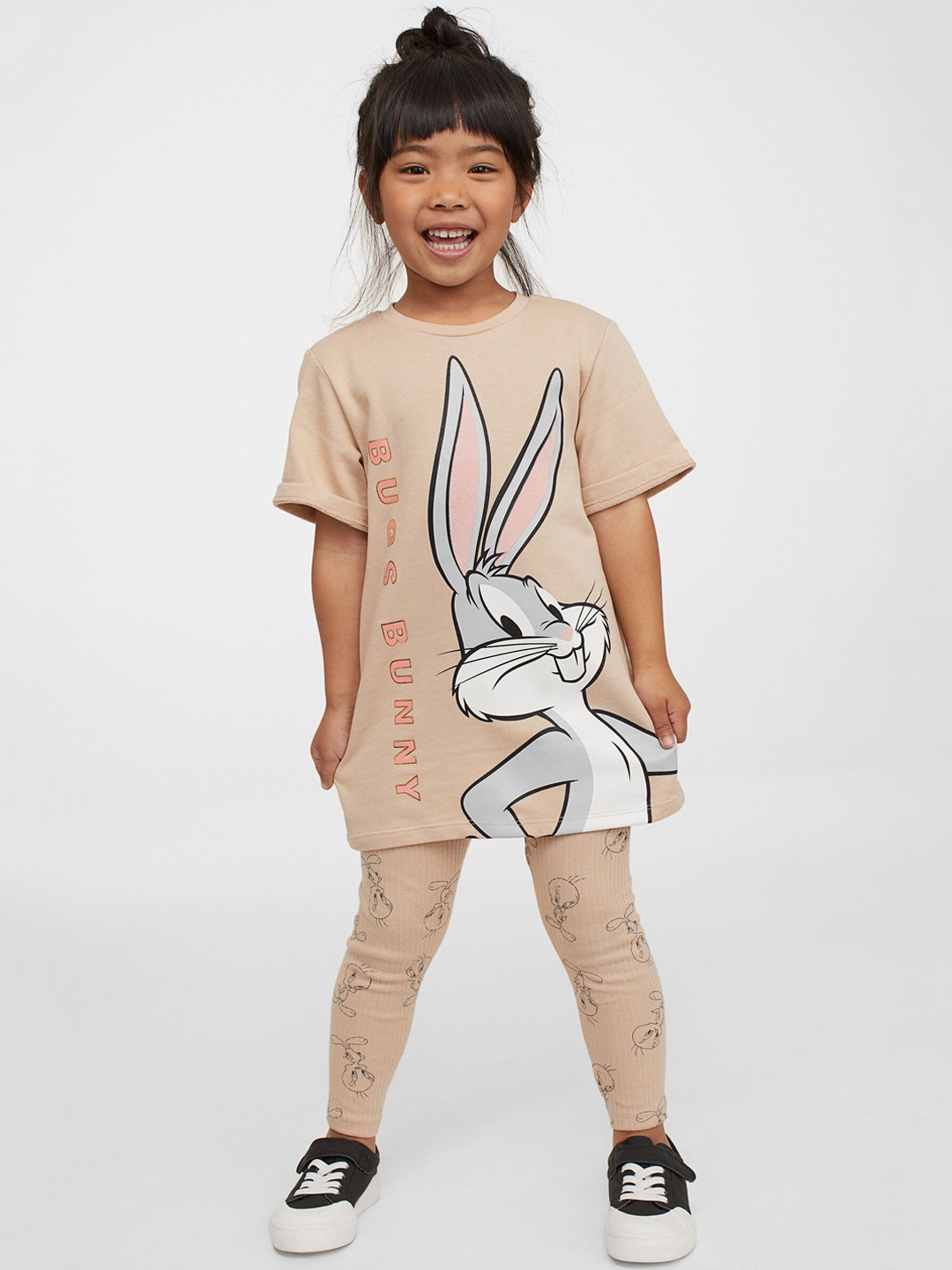 

H&M Girls Beige & Grey Pure Cotton 2-Piece Bugs Bunny Printed Set