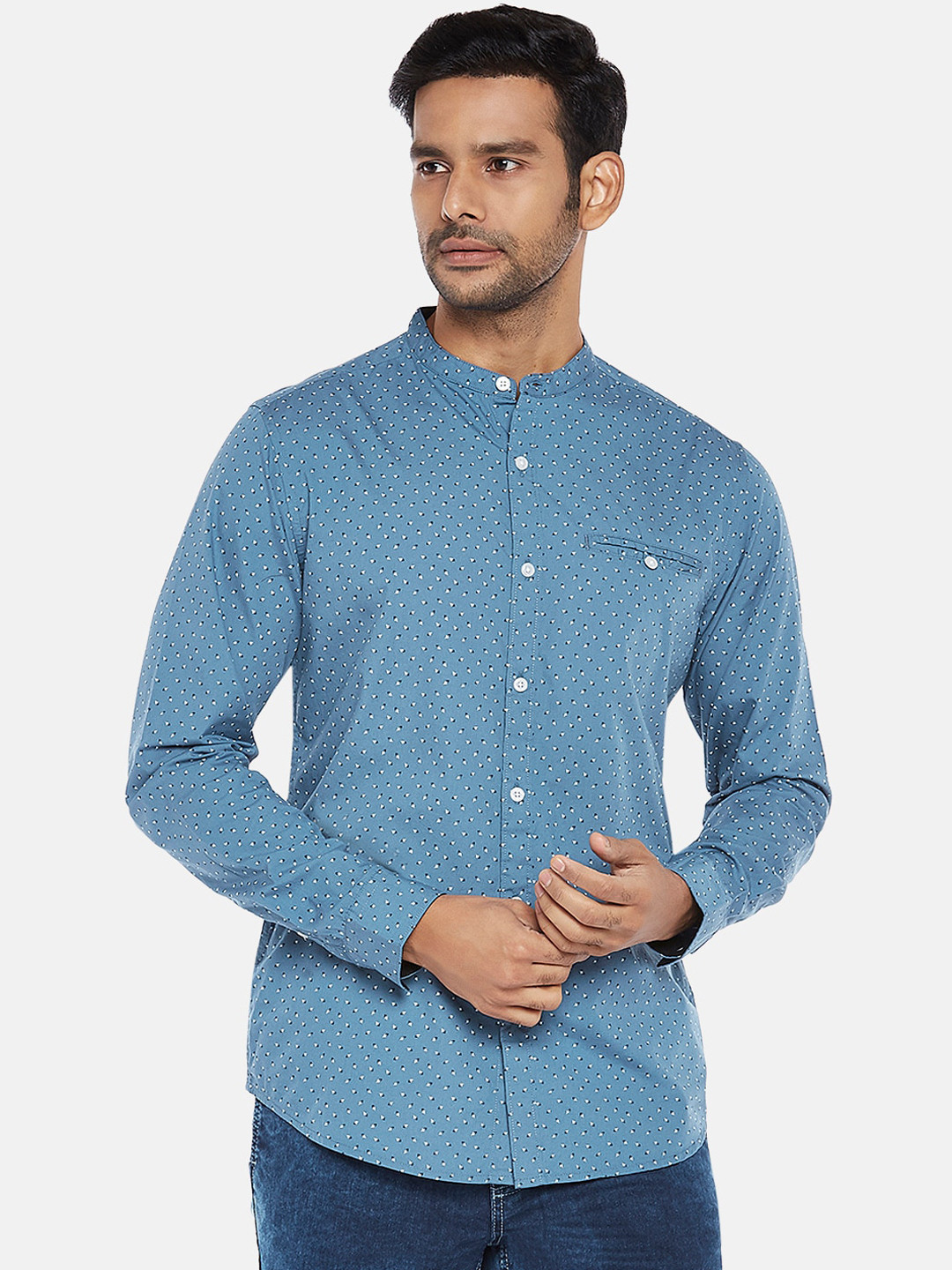 

BYFORD by Pantaloons Men Blue Slim Fit Printed Cotton Casual Shirt