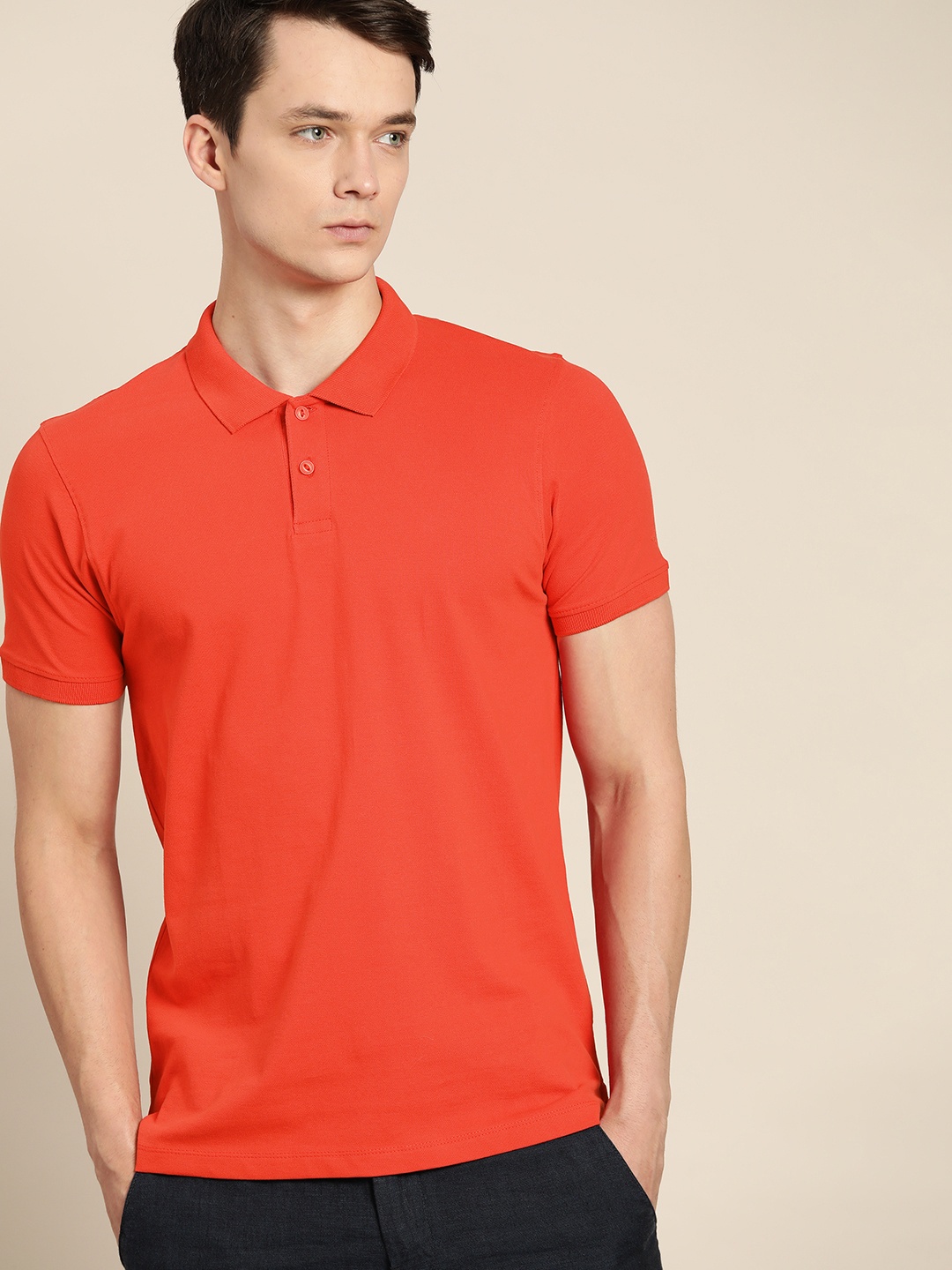 

ether Men Red Solid Polo Collar T-shirt