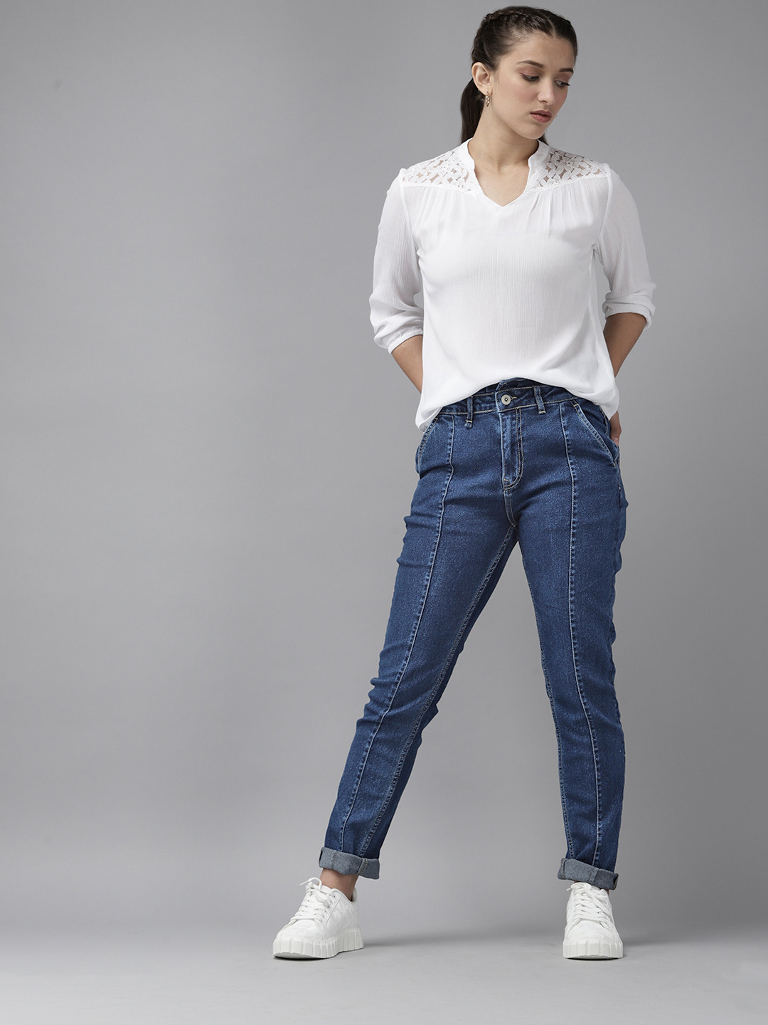 

UTH by Roadster Girls Blue Solid Stretchable Jeans