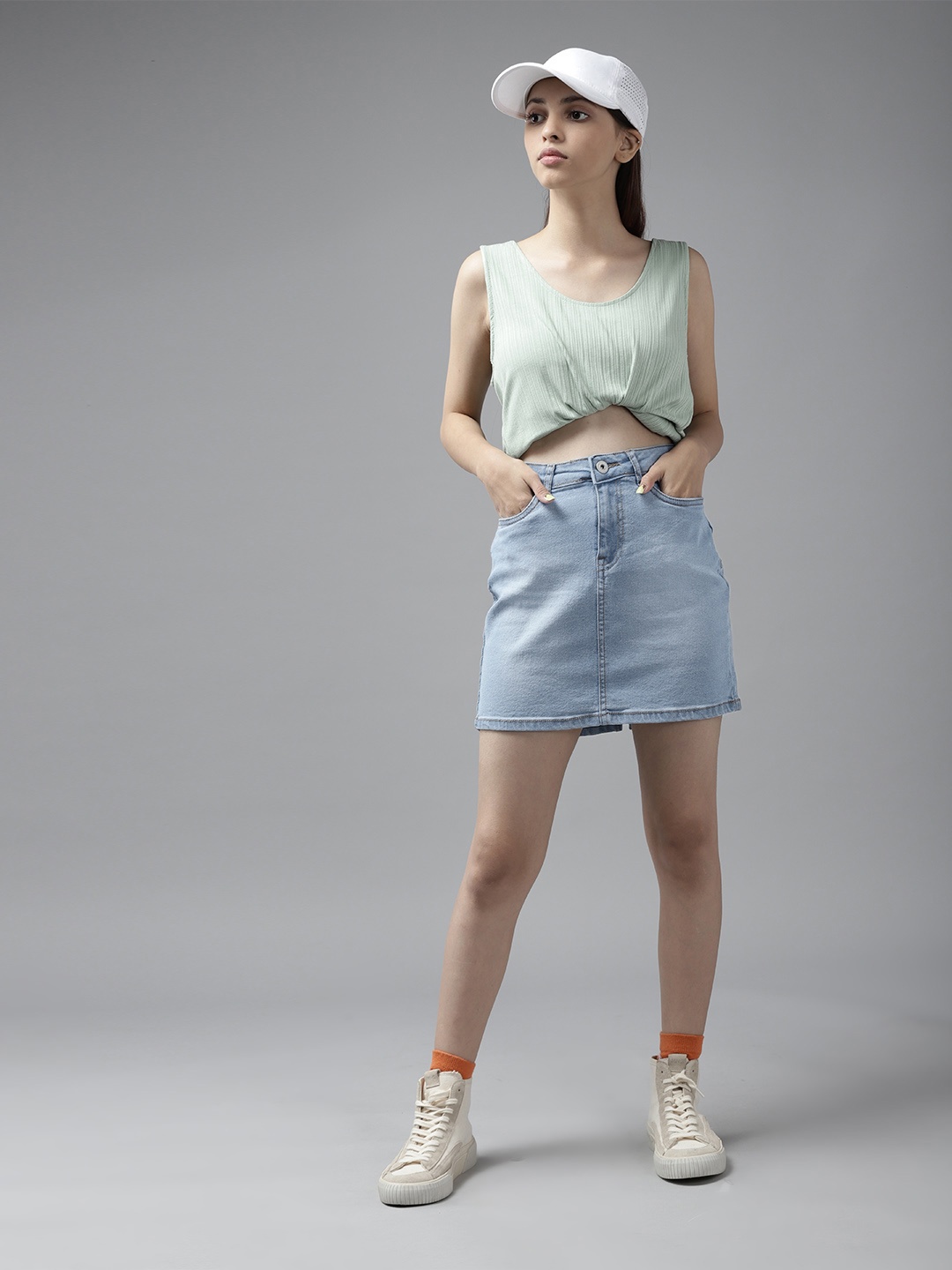 

UTH by Roadster Girls Blue Washed Mini Straight Denim Skirt