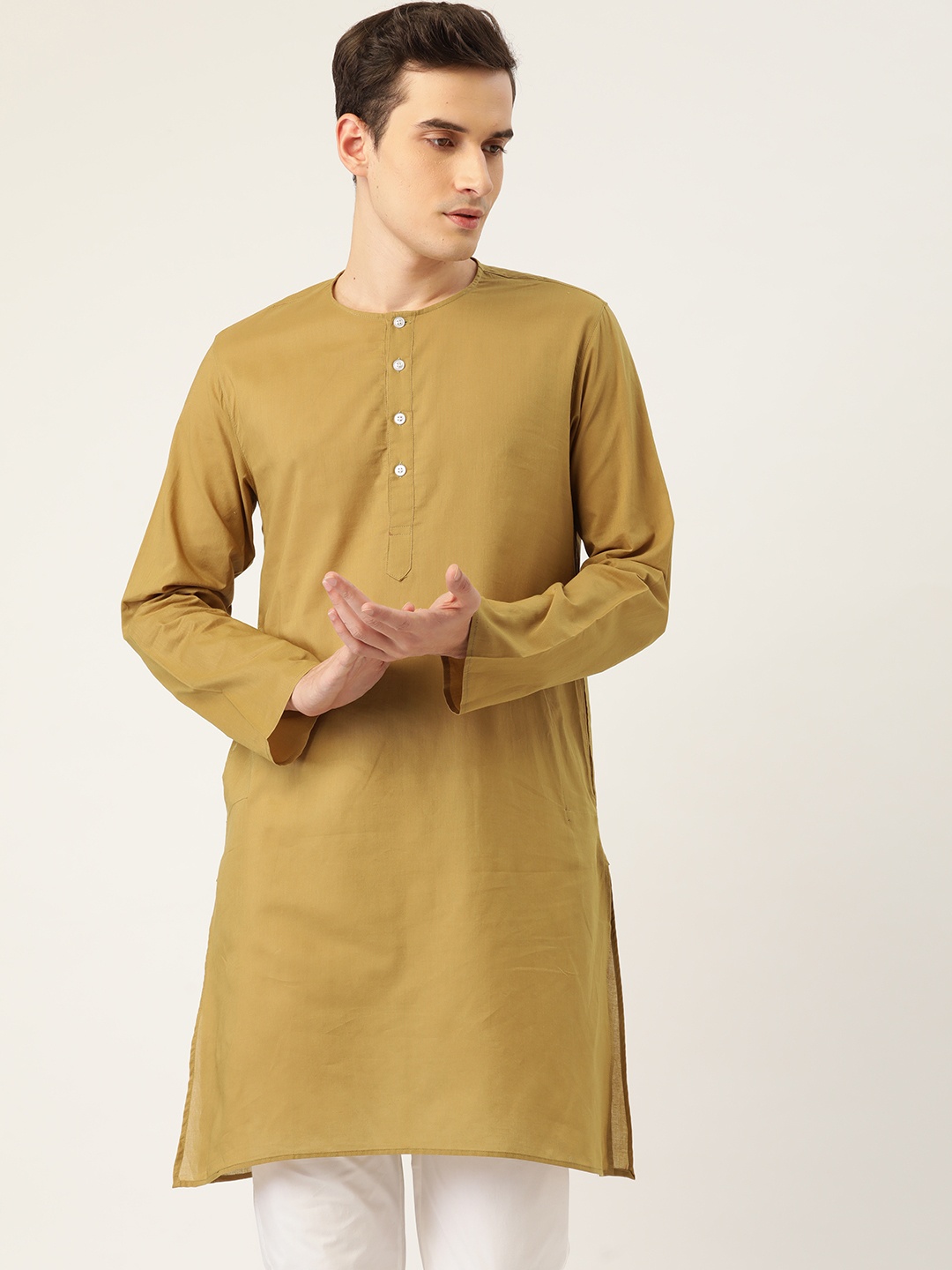 

RAJUBHAI HARGOVINDAS Men Khaki Solid Pure Cotton Kurta