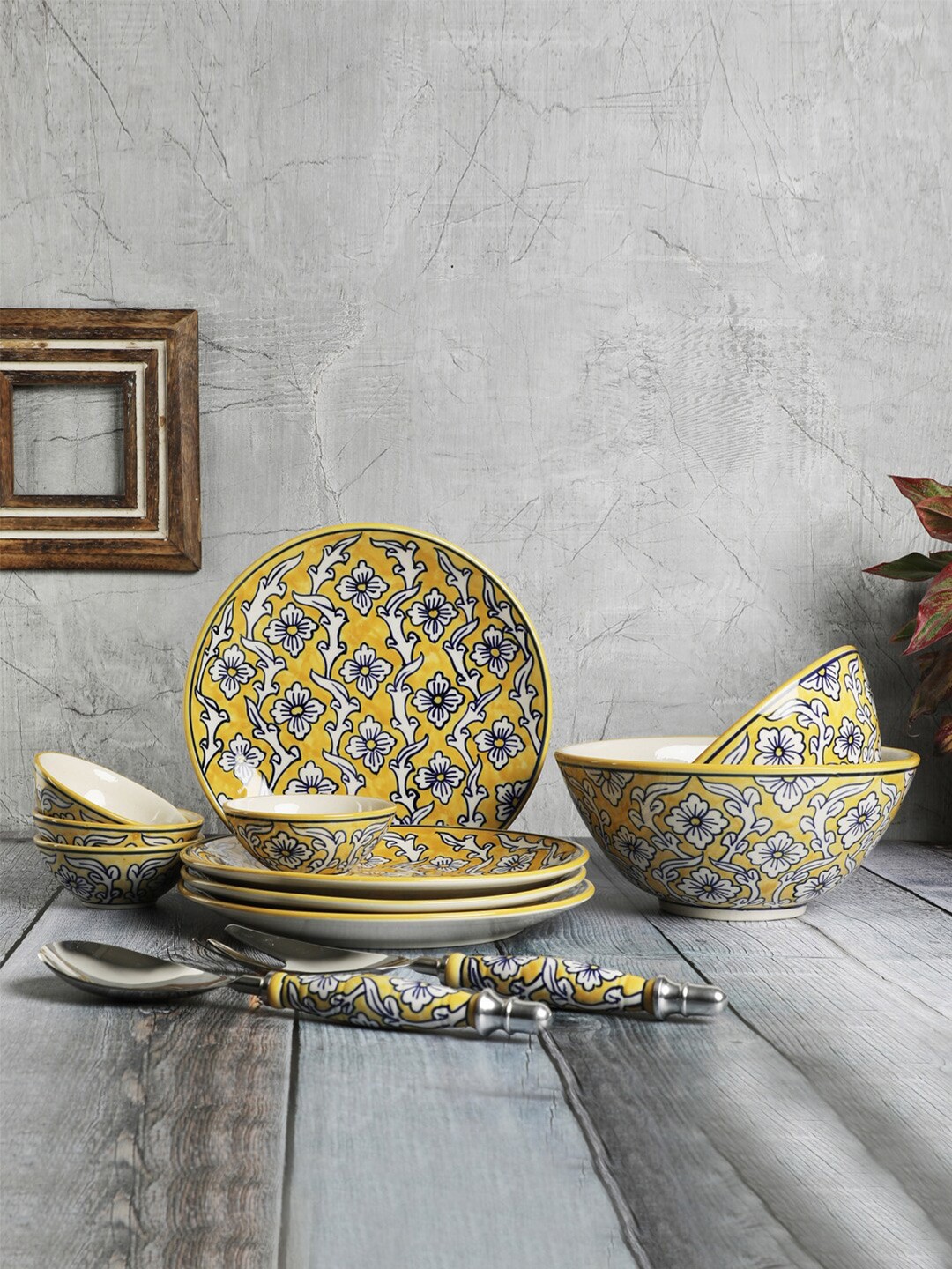 

VarEesha Yellow & White 12 Pieces Handcrafted and Hand Painted Printed Ceramic Glossy Dinner Set